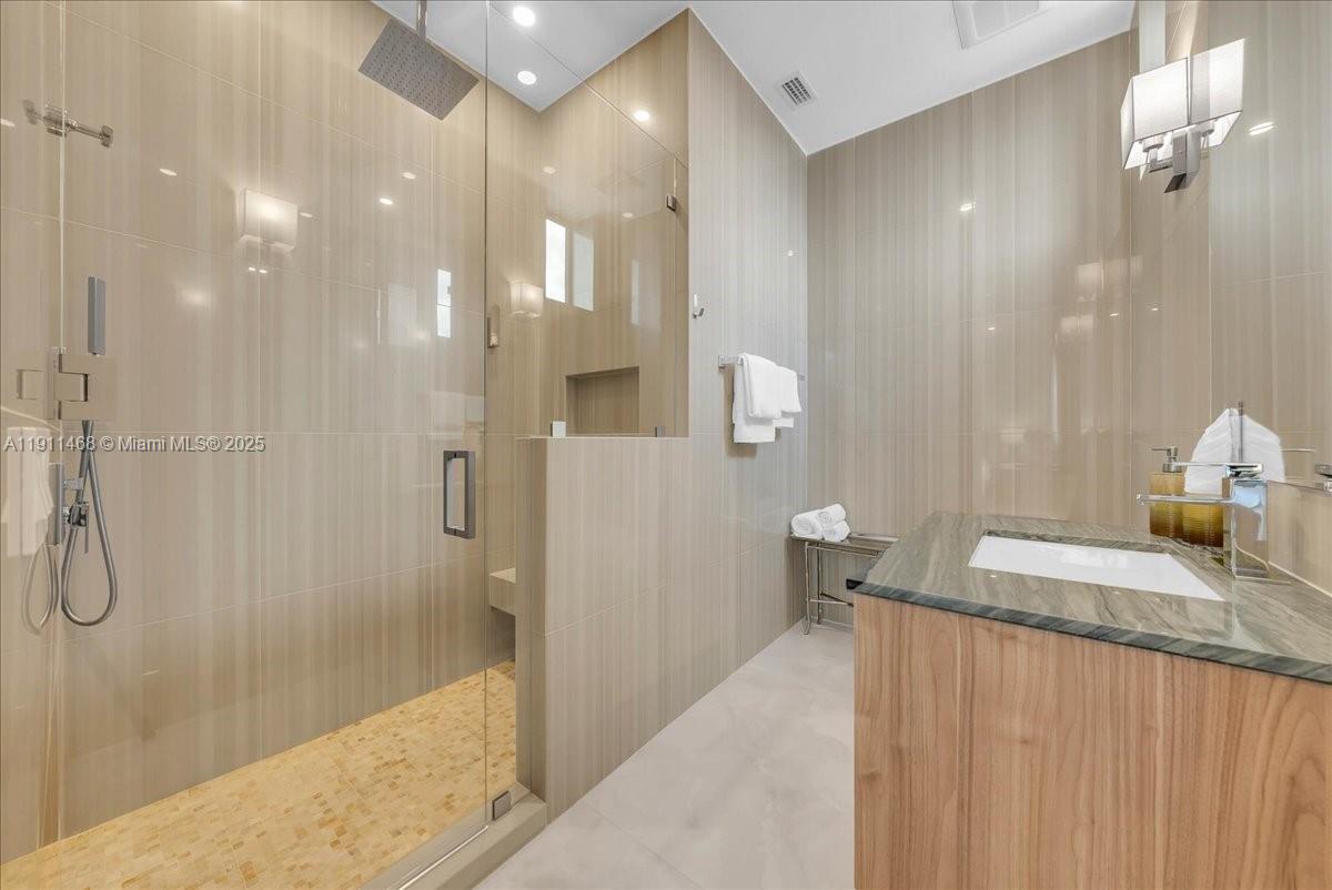 Marco Island, Florida, 34145, United States, 4 Bedrooms Bedrooms, ,5 BathroomsBathrooms,Residential,For Sale,1995875