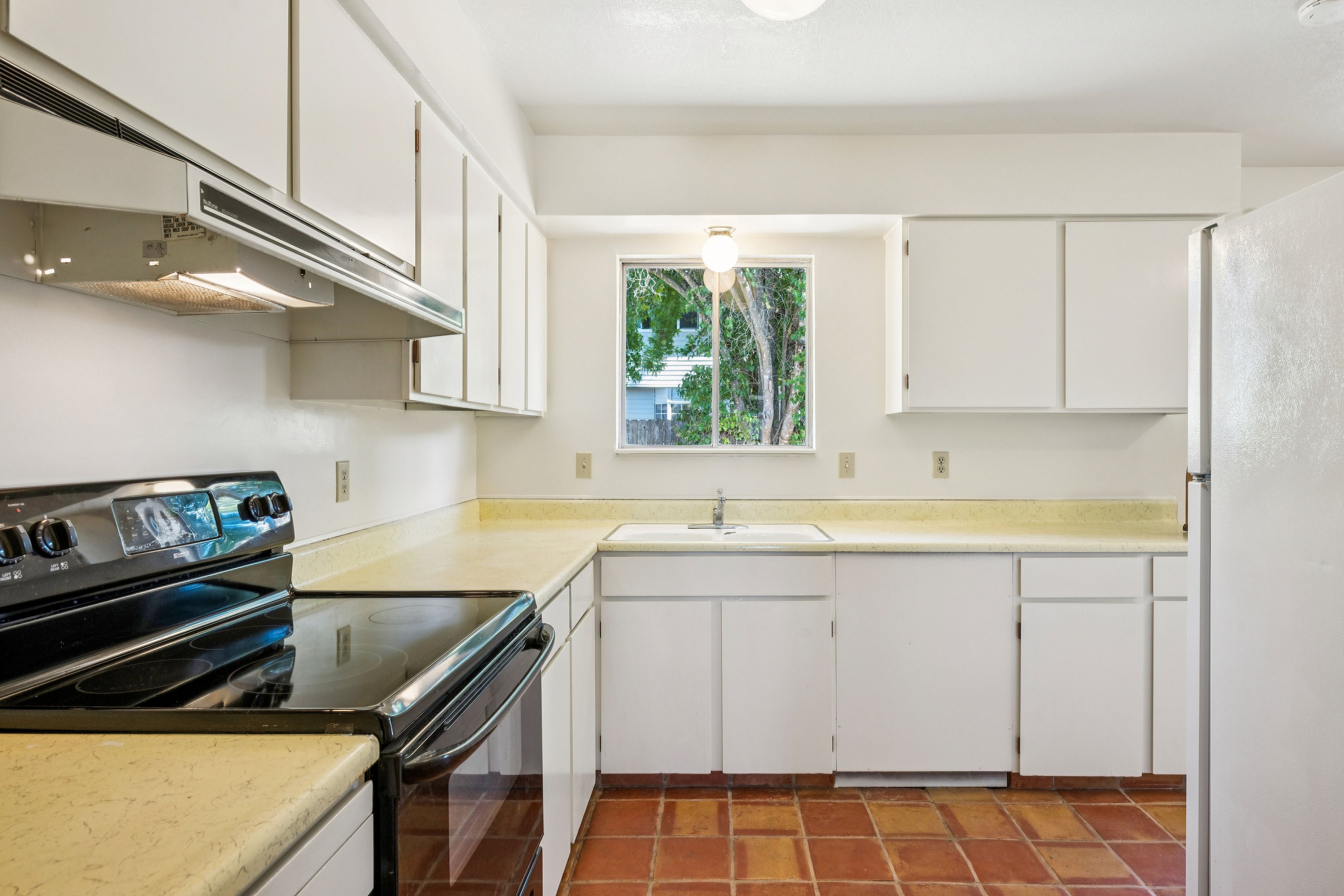  516 Oak Lake Avenue - 物件實景