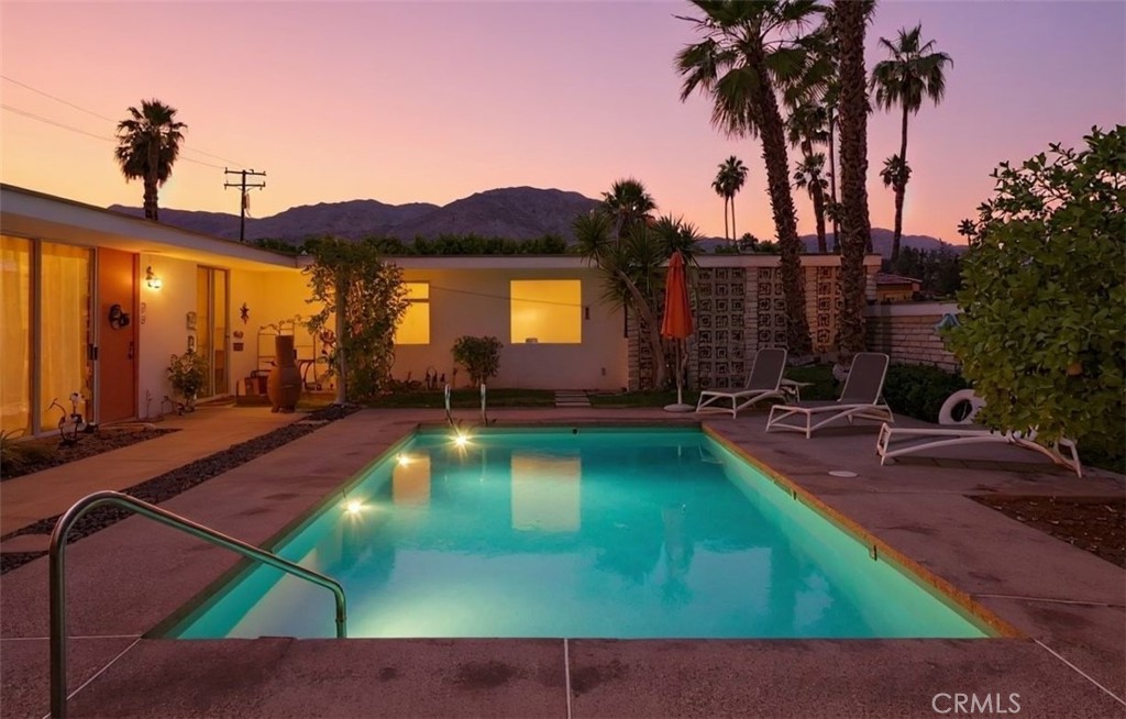 Palm Desert, California, 92260, United States, 2 Bedrooms Bedrooms, ,2 BathroomsBathrooms,Residential,For Sale,1948524