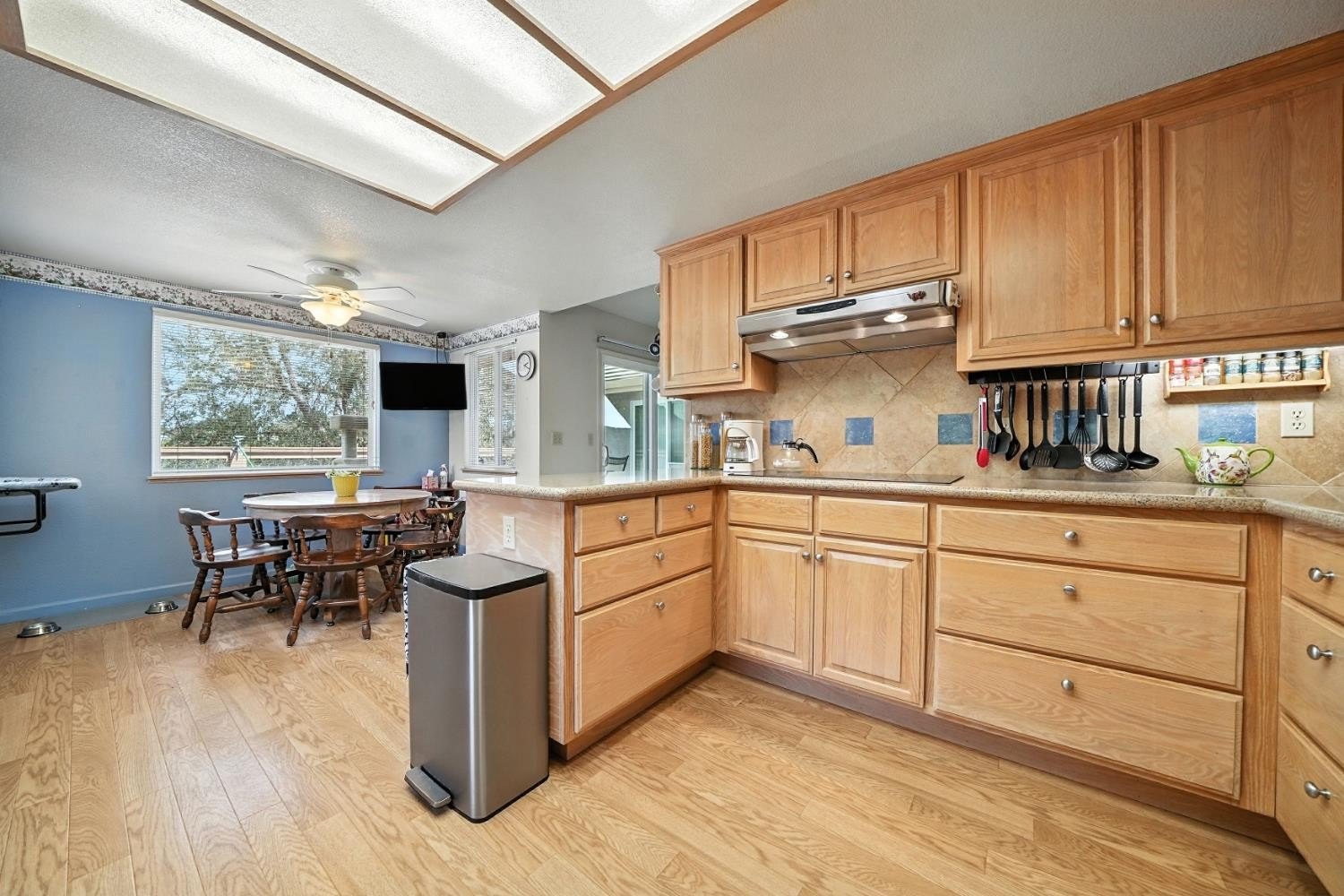 Wallace, California, 95254, United States, 4 Bedrooms Bedrooms, ,3 BathroomsBathrooms,Residential,For Sale,1976011