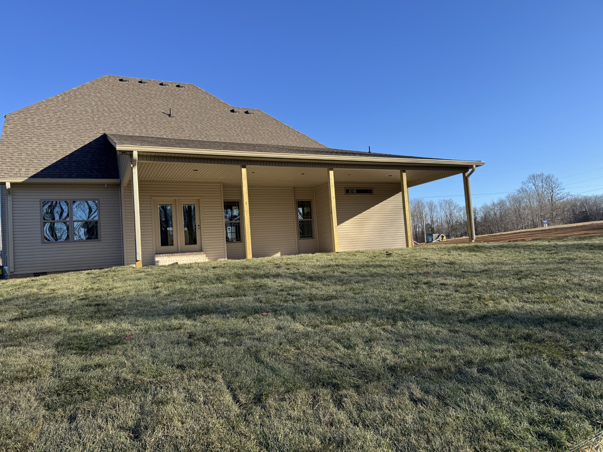 Clarksville, Tennessee, 37042, United States, 3 Bedrooms Bedrooms, ,4 BathroomsBathrooms,Residential,For Sale,2006024