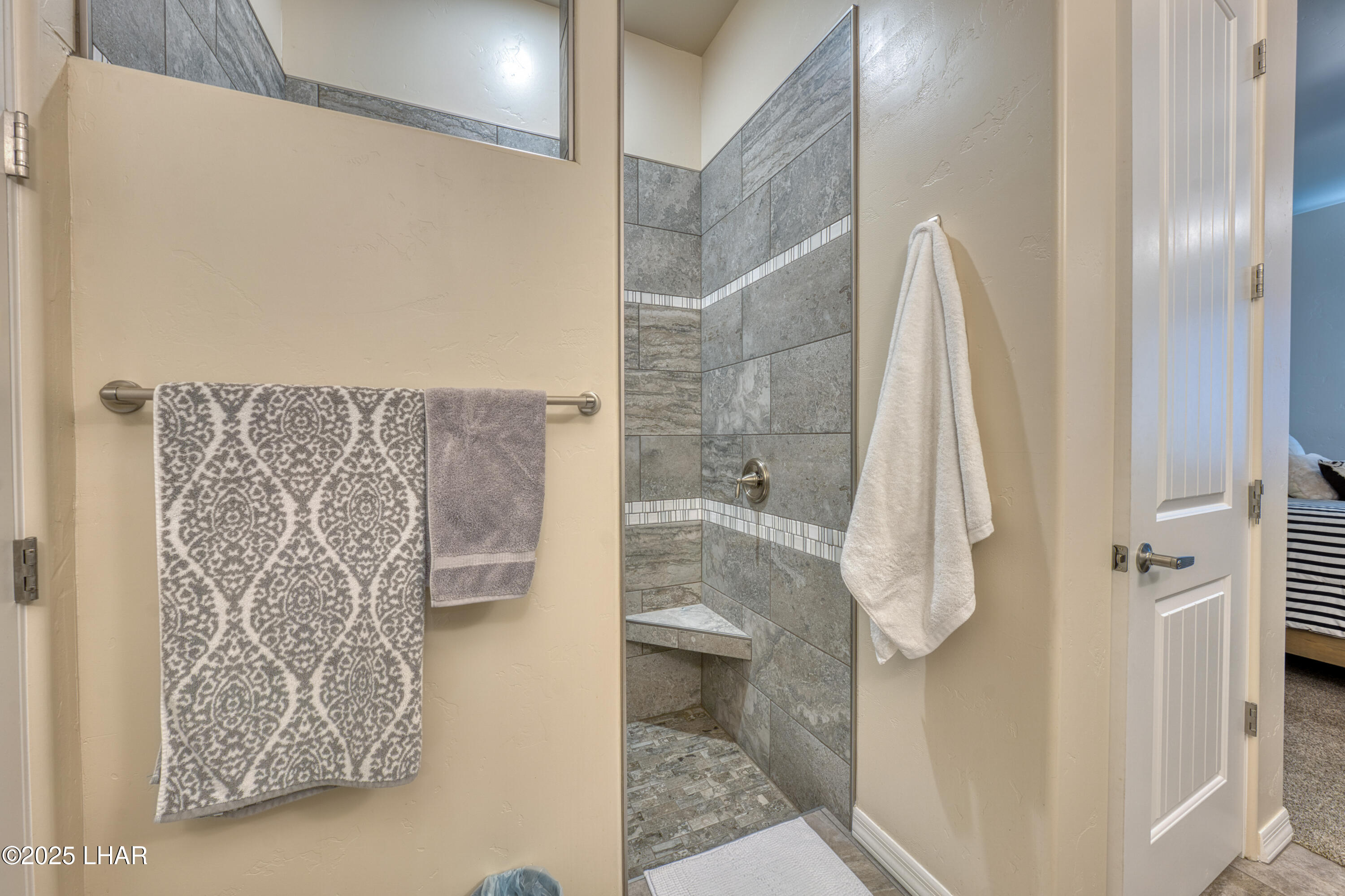 Lake Havasu City, Arizona, 86406, United States, 3 Bedrooms Bedrooms, ,2 BathroomsBathrooms,Residential,For Sale,1994362