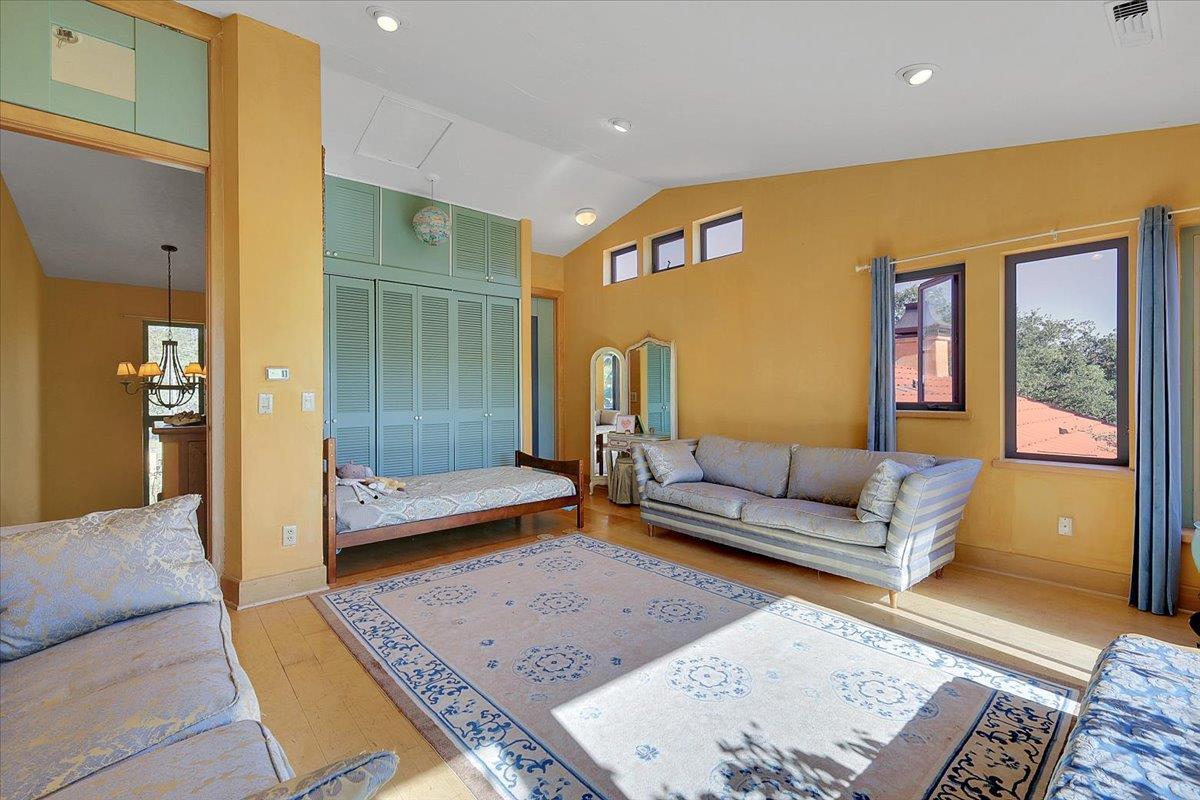 Oregon House, California, 95962, United States, 3 Bedrooms Bedrooms, ,3 BathroomsBathrooms,Residential,For Sale,2031122