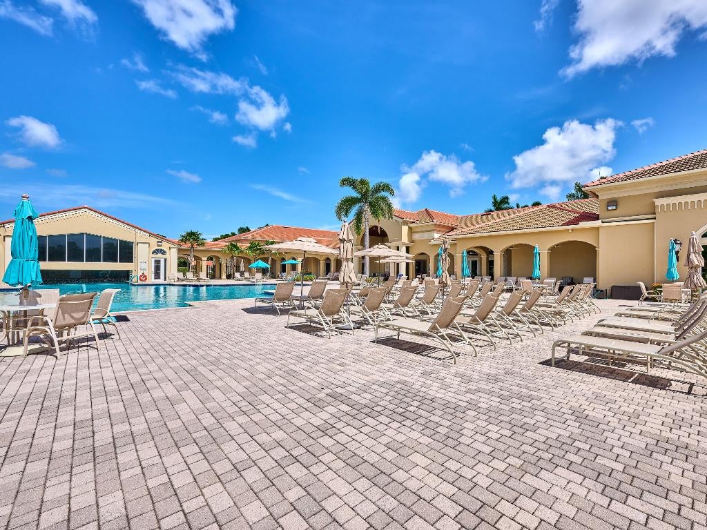 Boynton Beach, Florida, 33437, United States, 3 Bedrooms Bedrooms, ,2 BathroomsBathrooms,Residential,For Sale,1980529