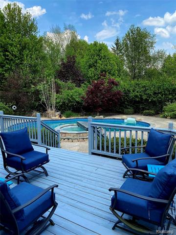 Howell Twp, Michigan, 48843, United States, 4 Bedrooms Bedrooms, ,4 BathroomsBathrooms,Residential,For Sale,2048626