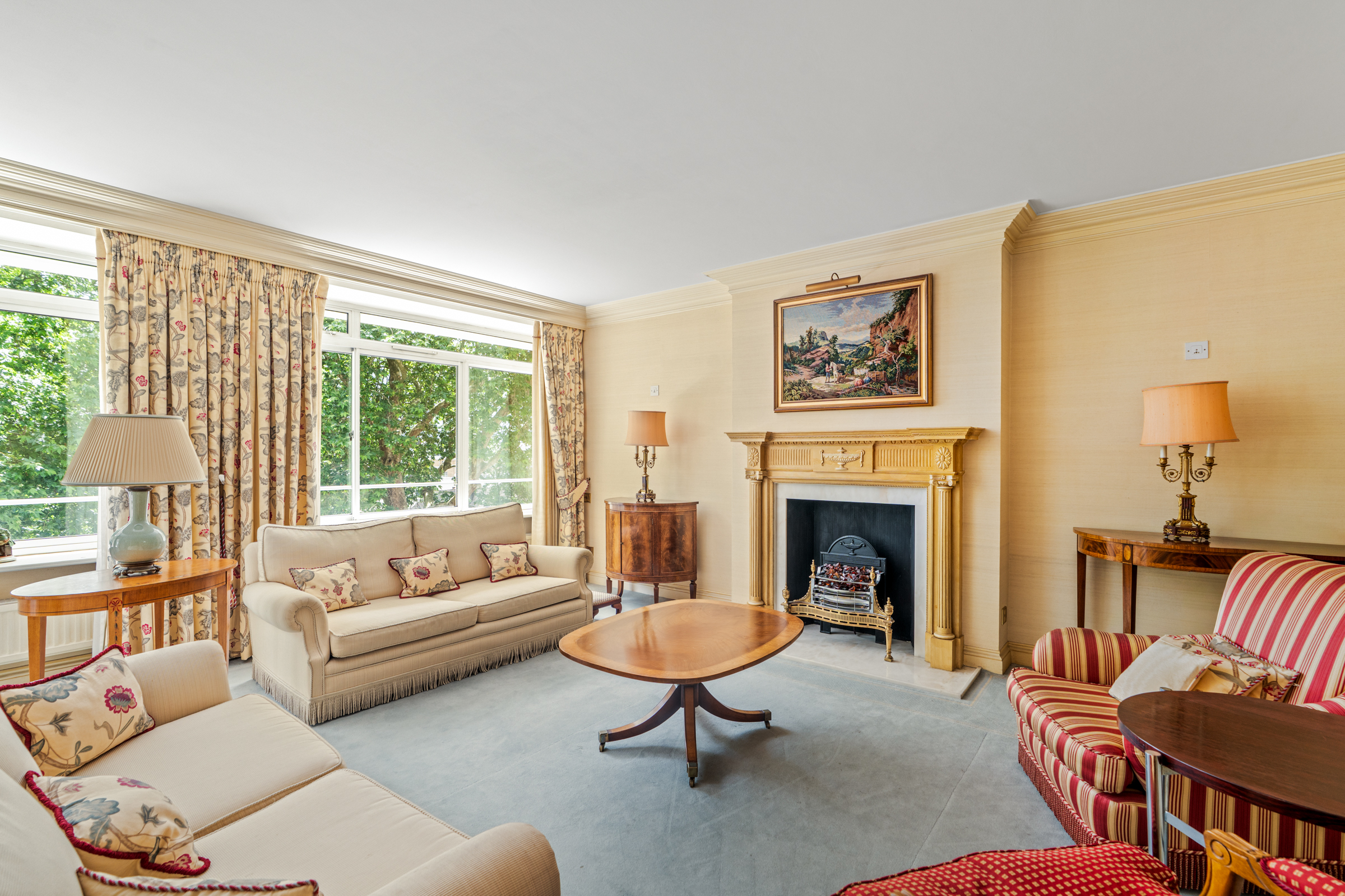  Gloucester Square Grandeur with Exceptional Potential - 物件實景