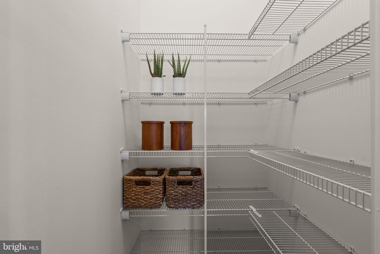 Elkridge, Maryland, 21075, United States, 4 Bedrooms Bedrooms, ,4 BathroomsBathrooms,Residential,For Sale,2002050