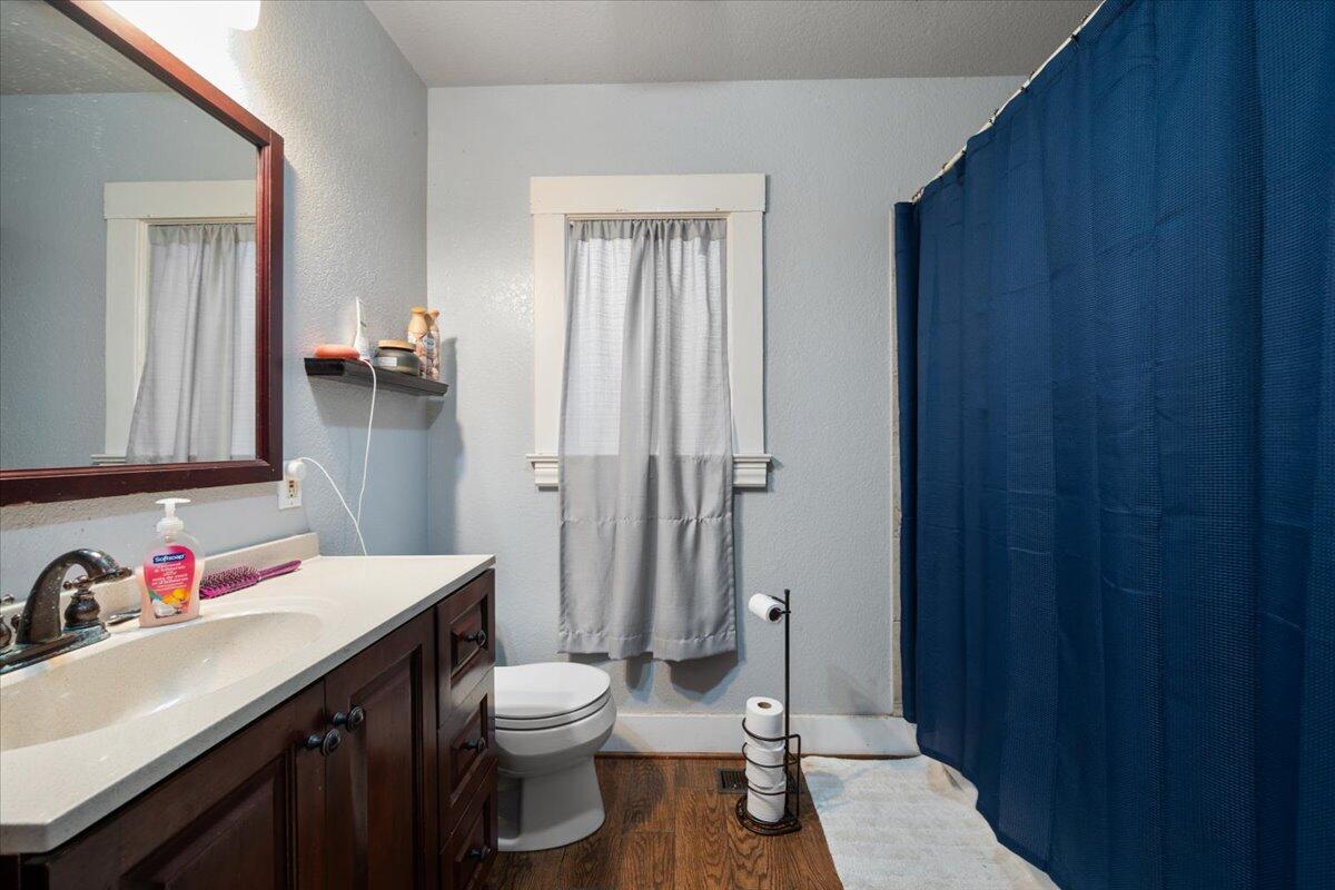 Lompoc, California, 93436, United States, 3 Bedrooms Bedrooms, ,4 BathroomsBathrooms,Residential,For Sale,1996759