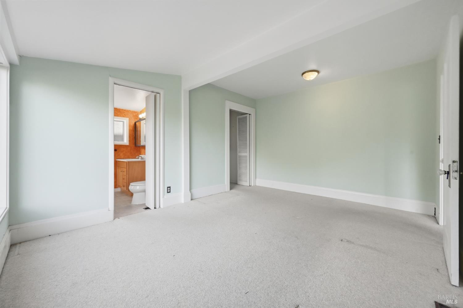 Fairfax, California, 94930, United States, 2 Bedrooms Bedrooms, ,2 BathroomsBathrooms,Residential,For Sale,1989097