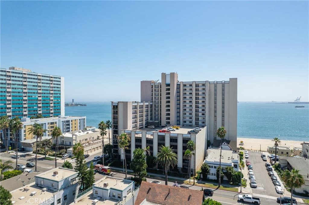Long Beach, California, 90802, United States, 2 Bedrooms Bedrooms, ,Residential,For Sale,1905979