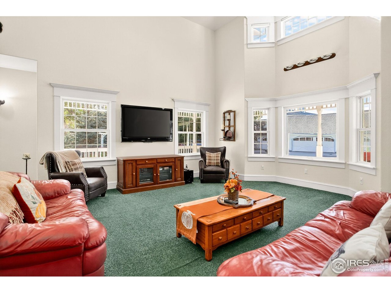 Lafayette, Colorado, 80026, United States, 5 Bedrooms Bedrooms, ,5 BathroomsBathrooms,Residential,For Sale,1991447