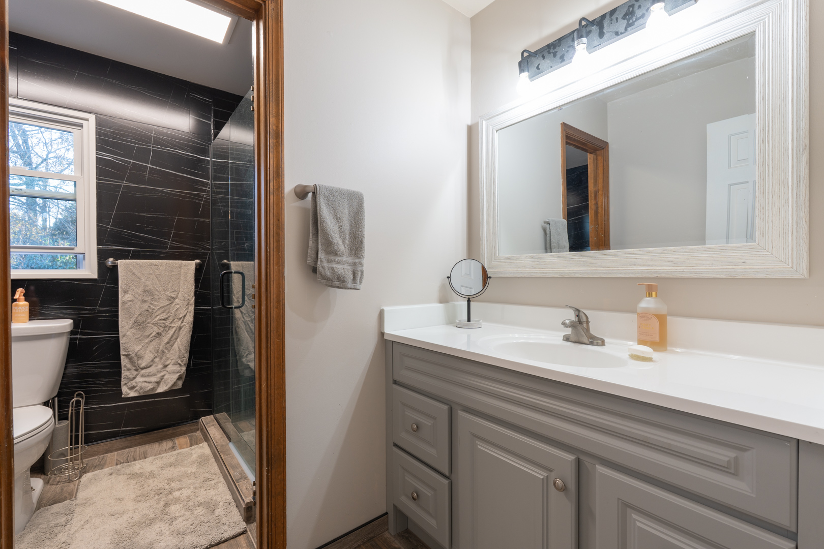 Virginia Beach, Virginia, 23454, United States, 4 Bedrooms Bedrooms, ,3 BathroomsBathrooms,Residential,For Sale,2006012