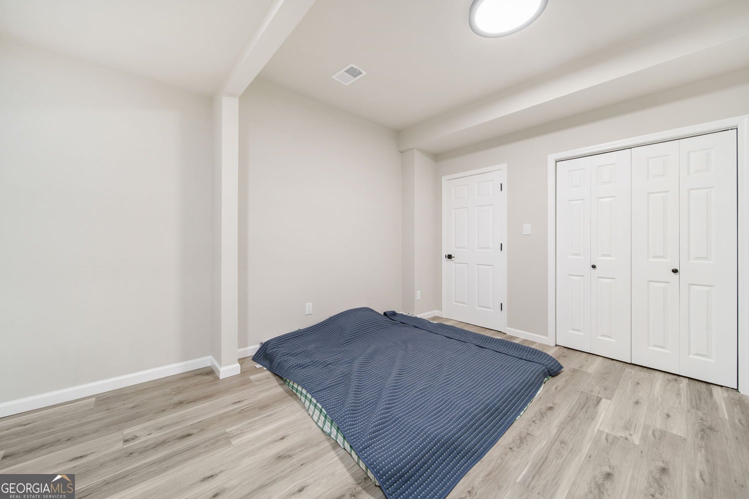 Atlanta, Georgia, 30350, United States, 8 Bedrooms Bedrooms, ,6 BathroomsBathrooms,Residential,For Sale,1992514