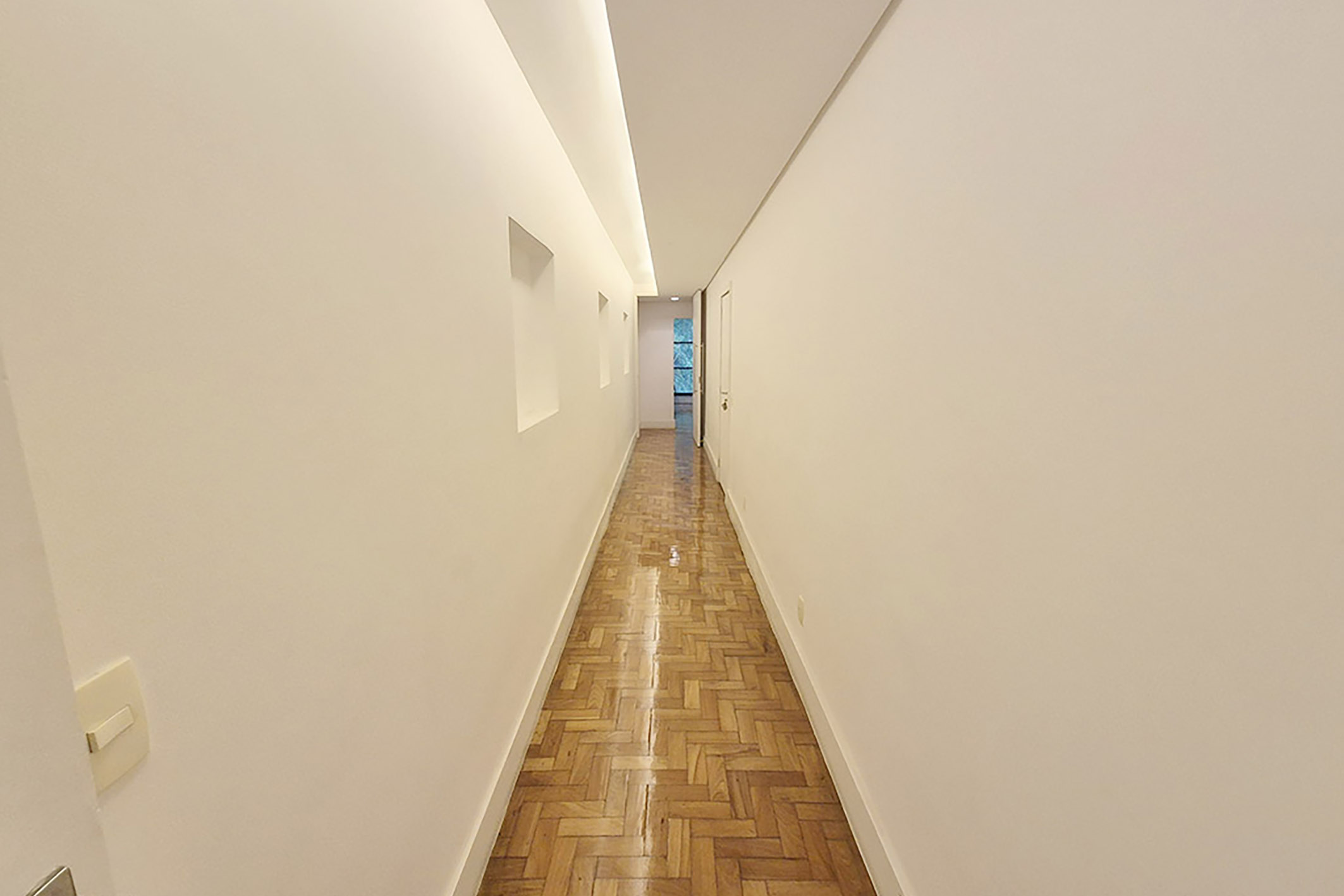  Renovated Apartment on Praça Eugênio Jardim - 物件實景