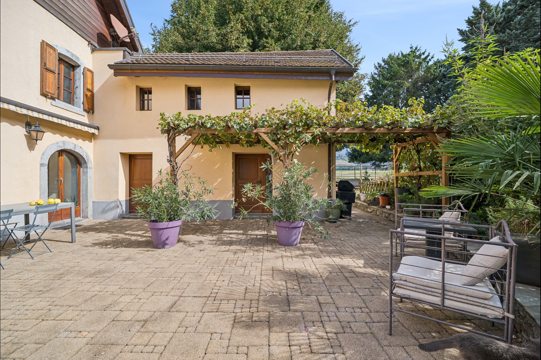  An authentic, charming home in the heart of an estate spanning more than 7,500 m - 物件實景