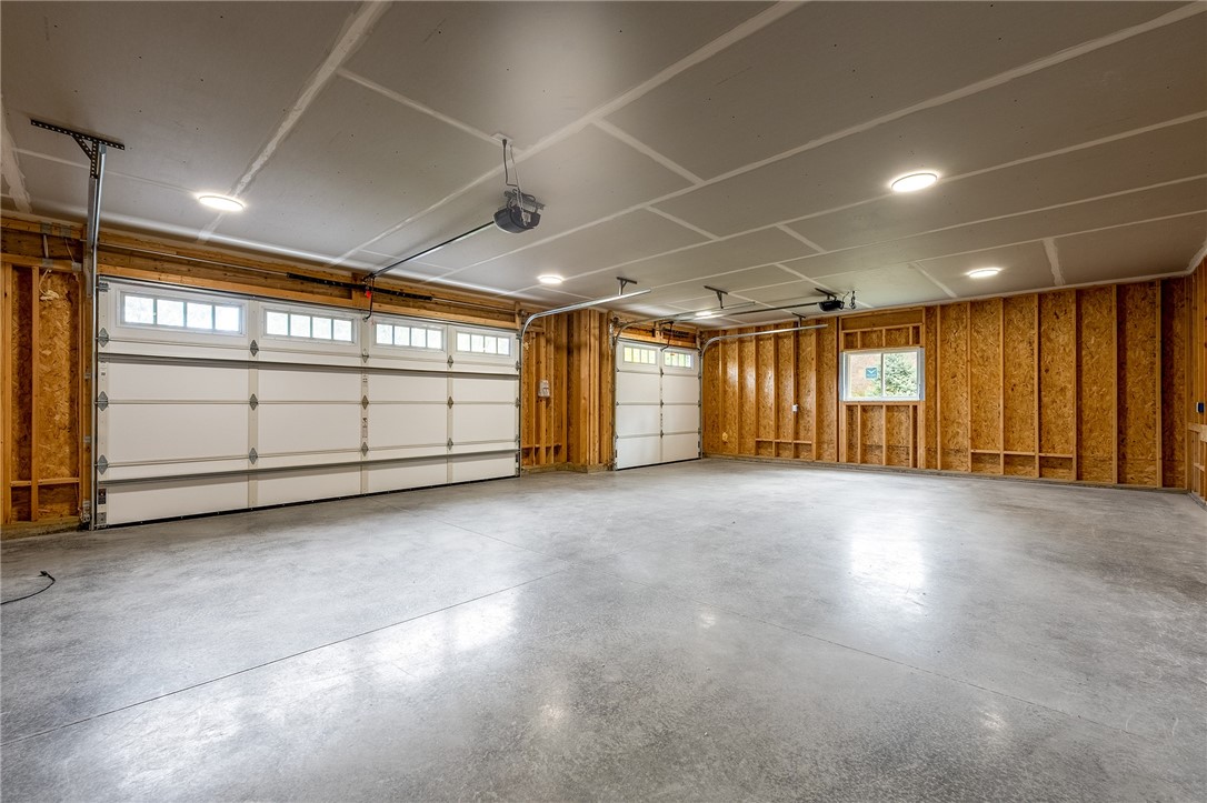 Chippewa Falls, Wisconsin, 54729, United States, 3 Bedrooms Bedrooms, ,2 BathroomsBathrooms,Residential,For Sale,1998199