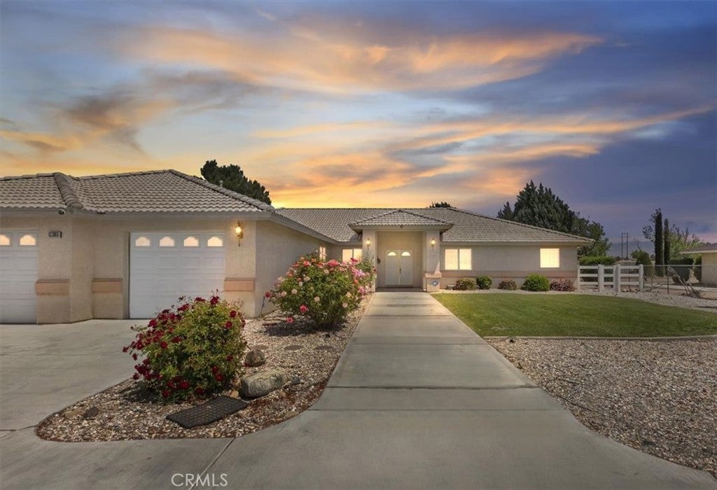 Apple Valley, California, 92308, United States, 7 Bedrooms Bedrooms, ,4 BathroomsBathrooms,Residential,For Sale,1794174