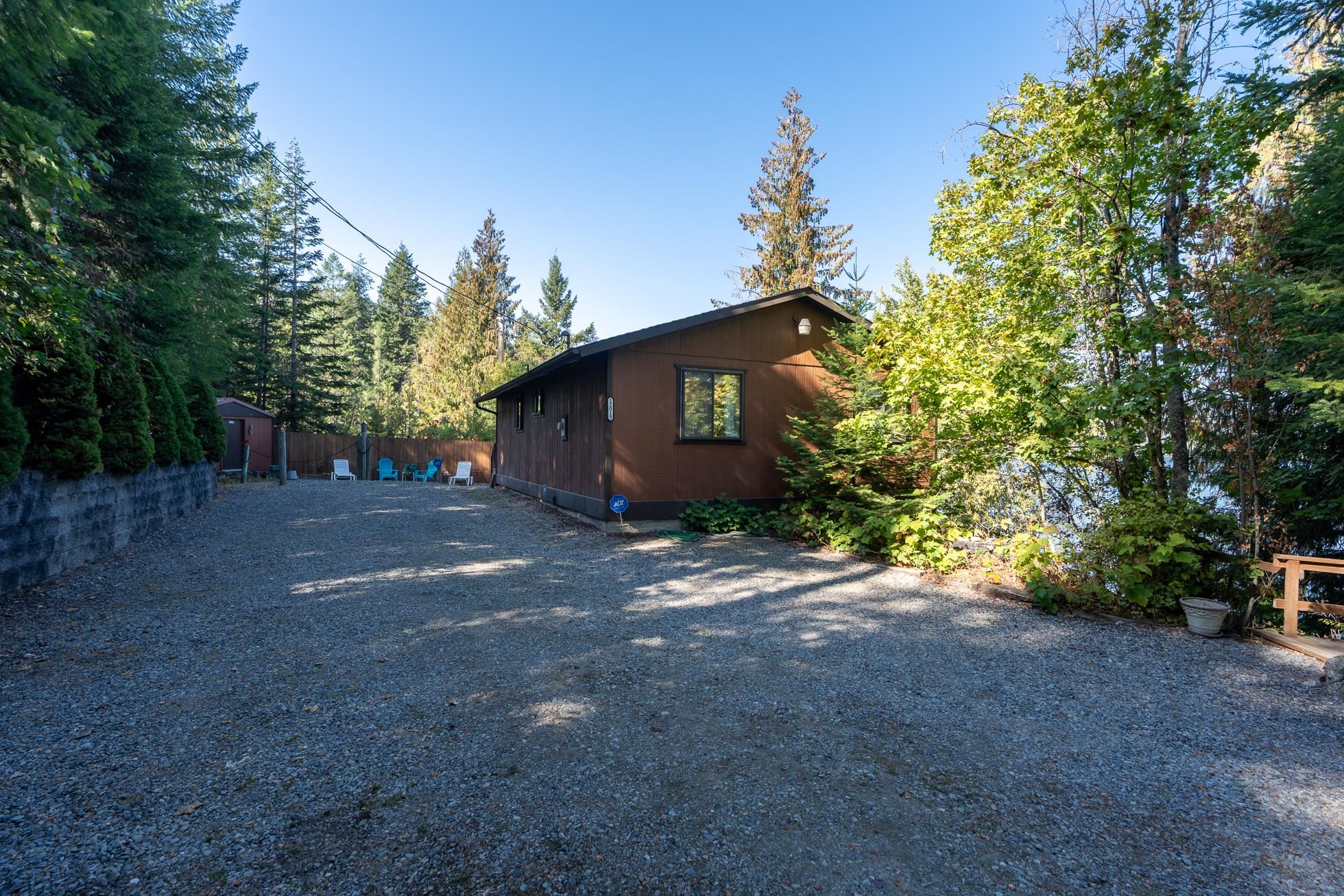 Newman Lake, Washington, 99025, United States, 3 Bedrooms Bedrooms, ,1 BathroomBathrooms,Residential,For Sale,1979183