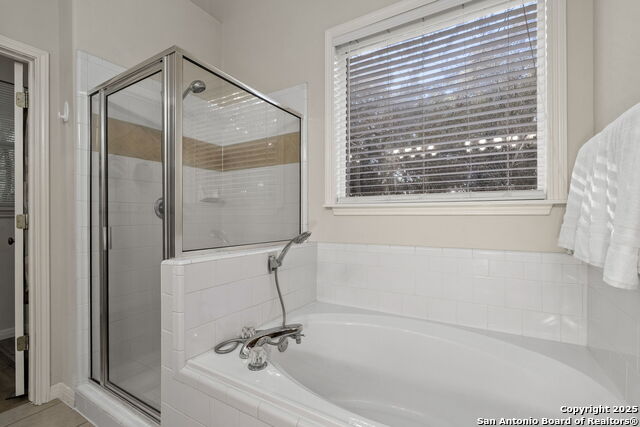 San Antonio, Texas, 78255, United States, 4 Bedrooms Bedrooms, ,3 BathroomsBathrooms,Residential,For Sale,1996984