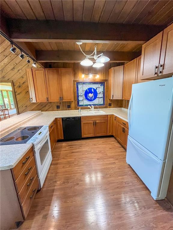 New Auburn, Wisconsin, 54757, United States, 4 Bedrooms Bedrooms, ,2 BathroomsBathrooms,Residential,For Sale,1911548
