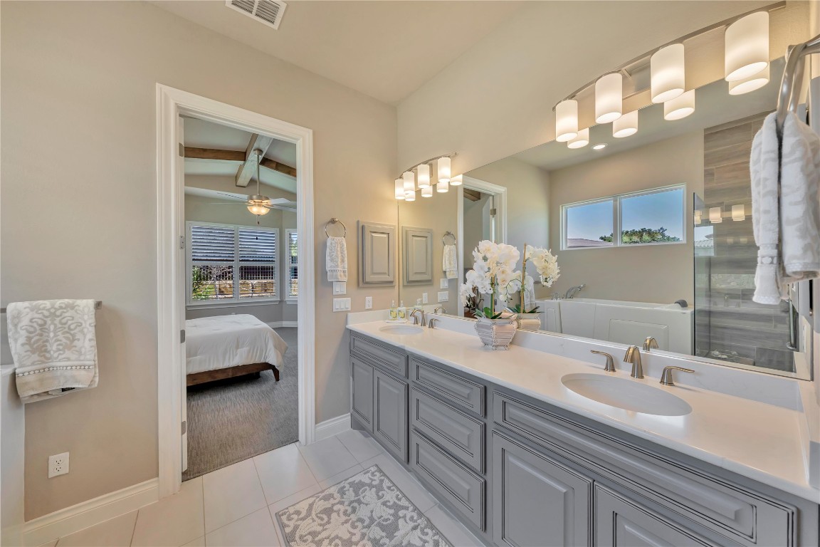 429 Mayapple Road, Horseshoe Bay, Texas, 78657, United States, 2 Bedrooms Bedrooms, ,3 BathroomsBathrooms,Residential,For Sale,429 Mayapple Road,1628308