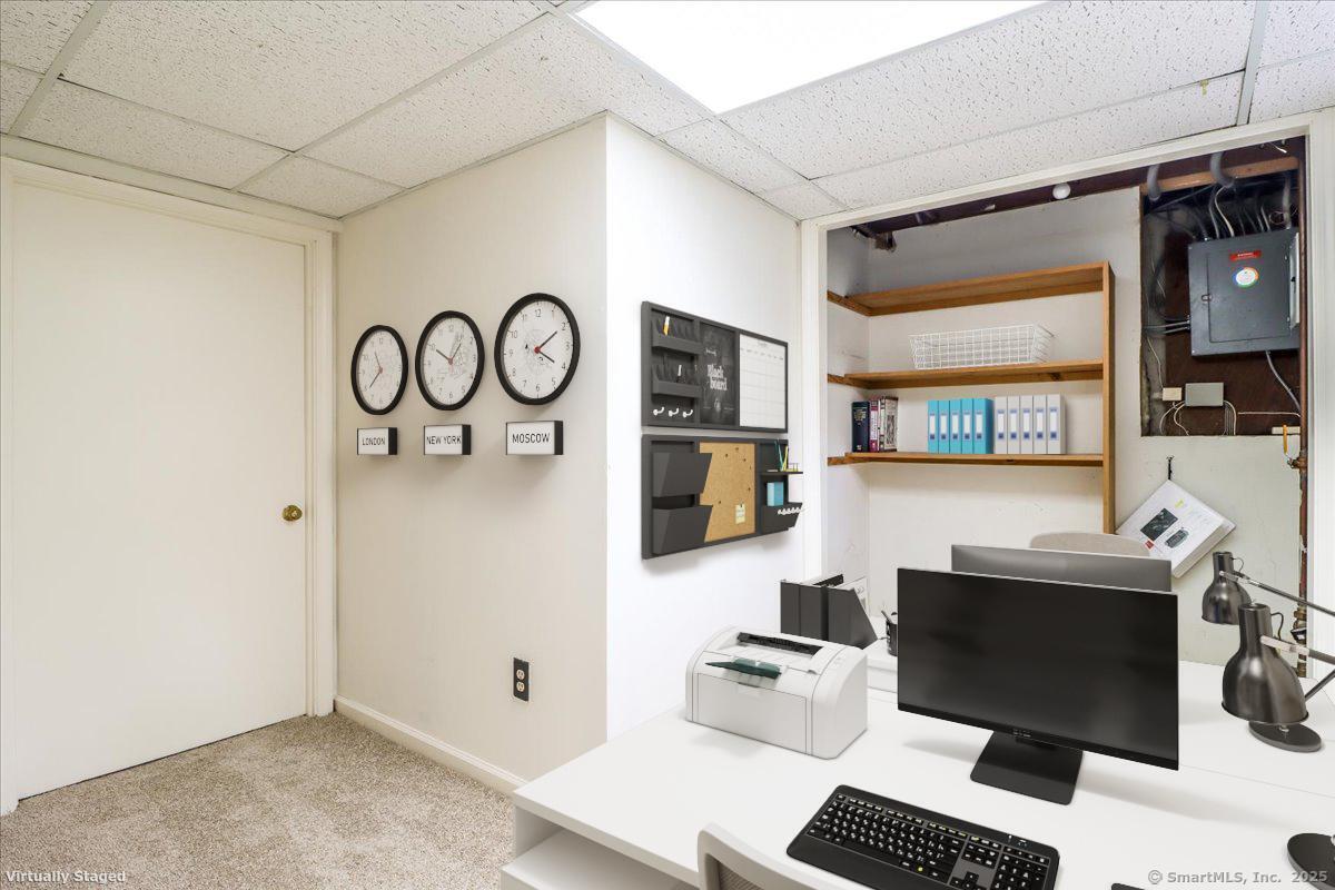 Trumbull, Connecticut, 06611, United States, 4 Bedrooms Bedrooms, ,3 BathroomsBathrooms,Residential,For Sale,1986058