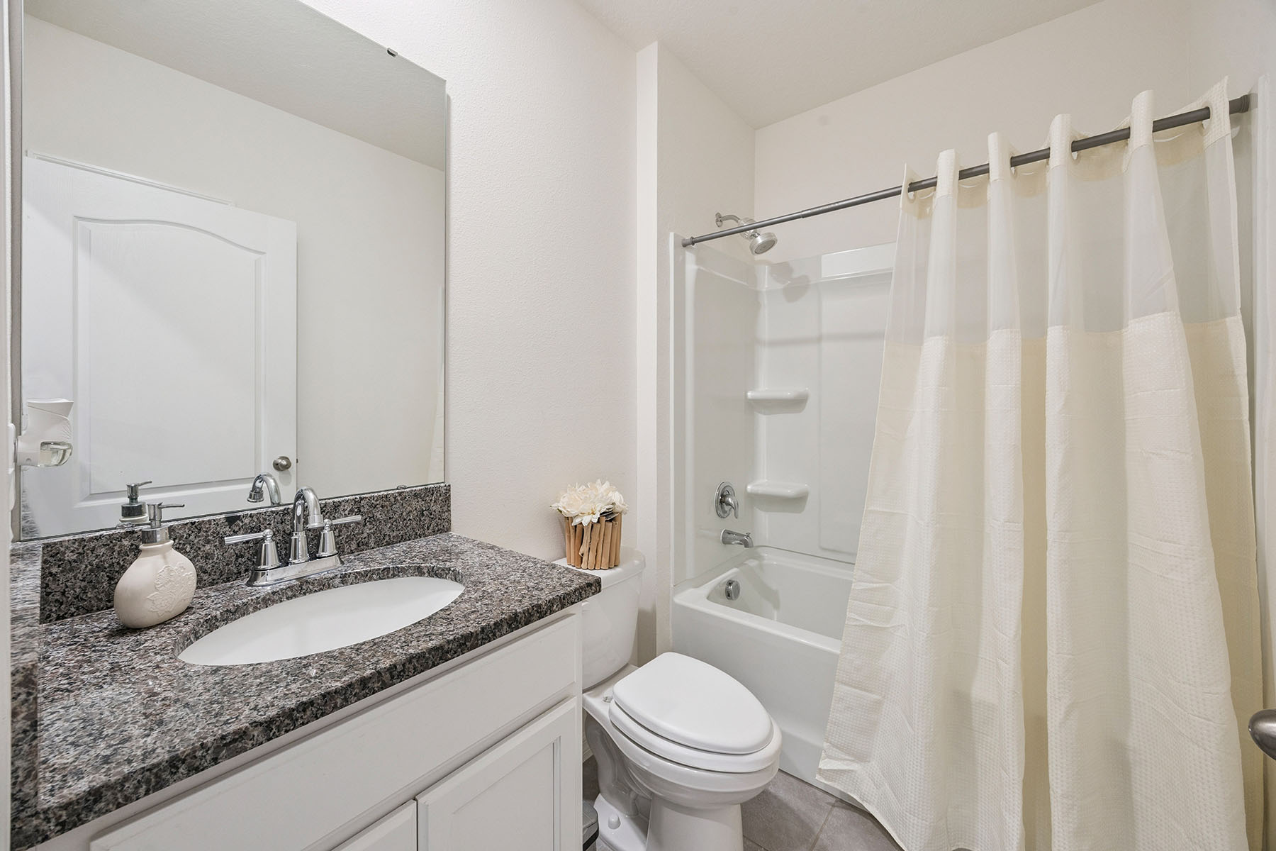  DAVENPORT - 物件實景