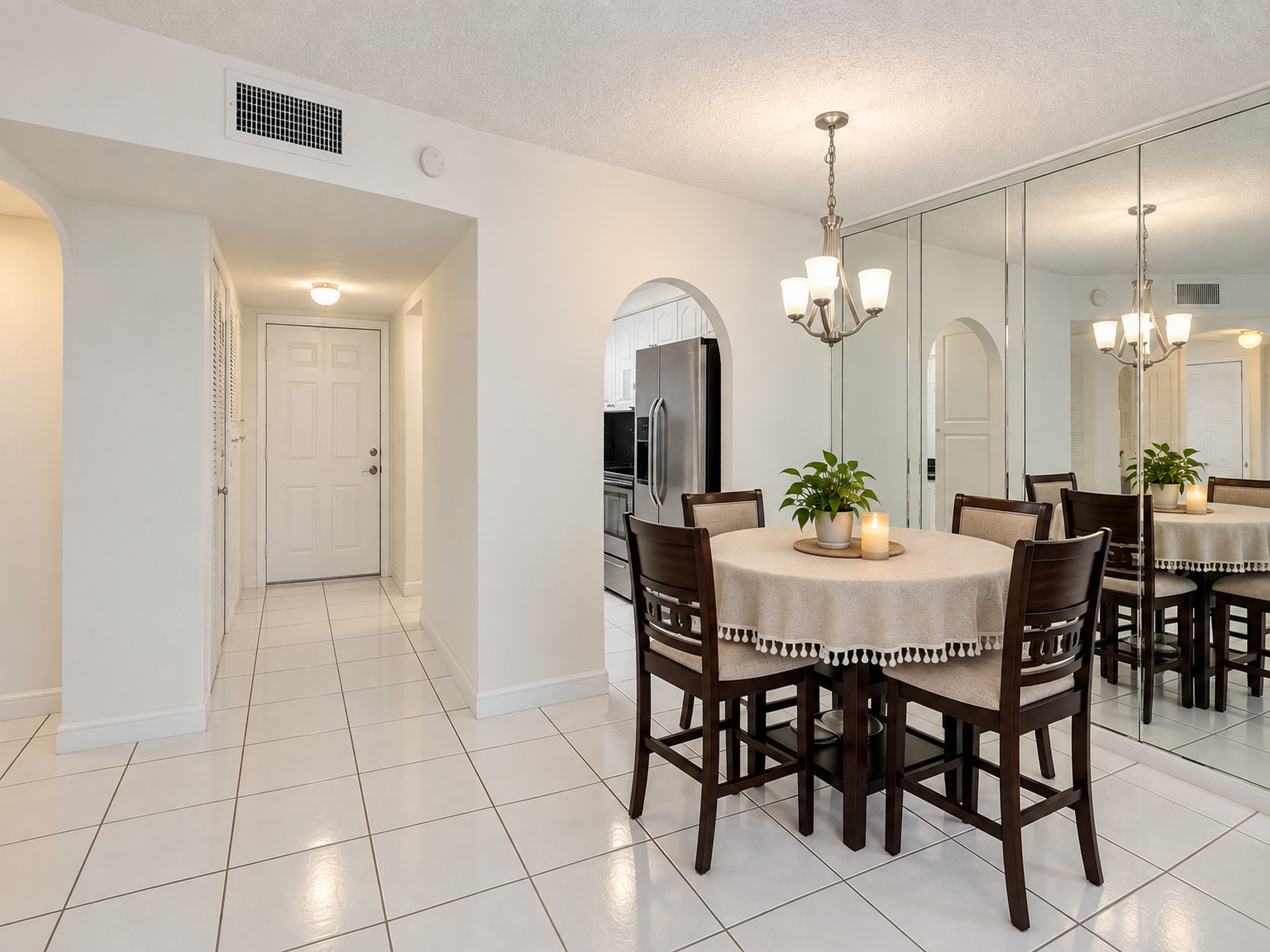  2651 Sunrise Lakes Drive E, Sunrise, FL, 33322 - 物件實景