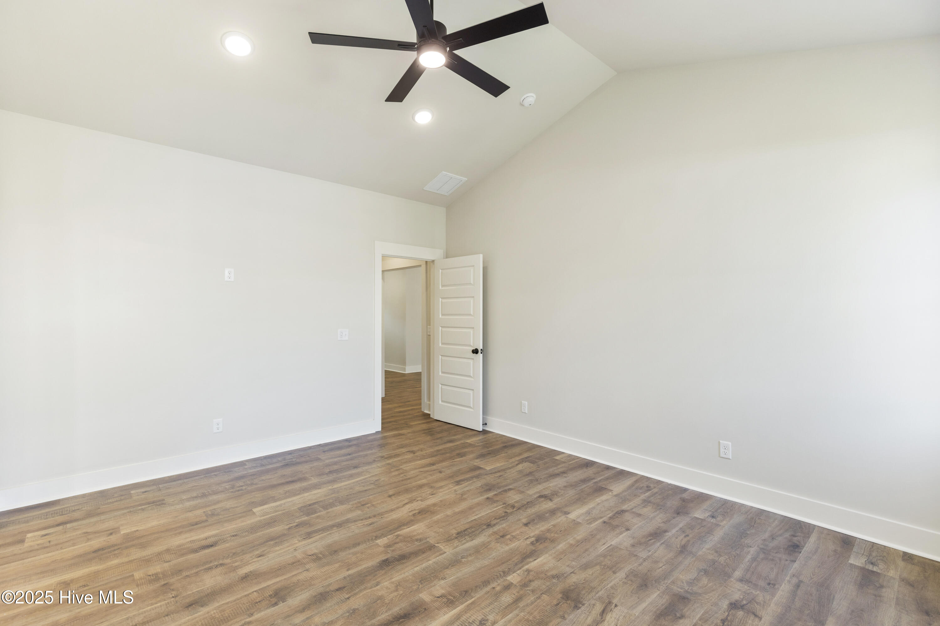 Carolina Beach, North Carolina, 28428, United States, 3 Bedrooms Bedrooms, ,2 BathroomsBathrooms,Residential,For Sale,1992087