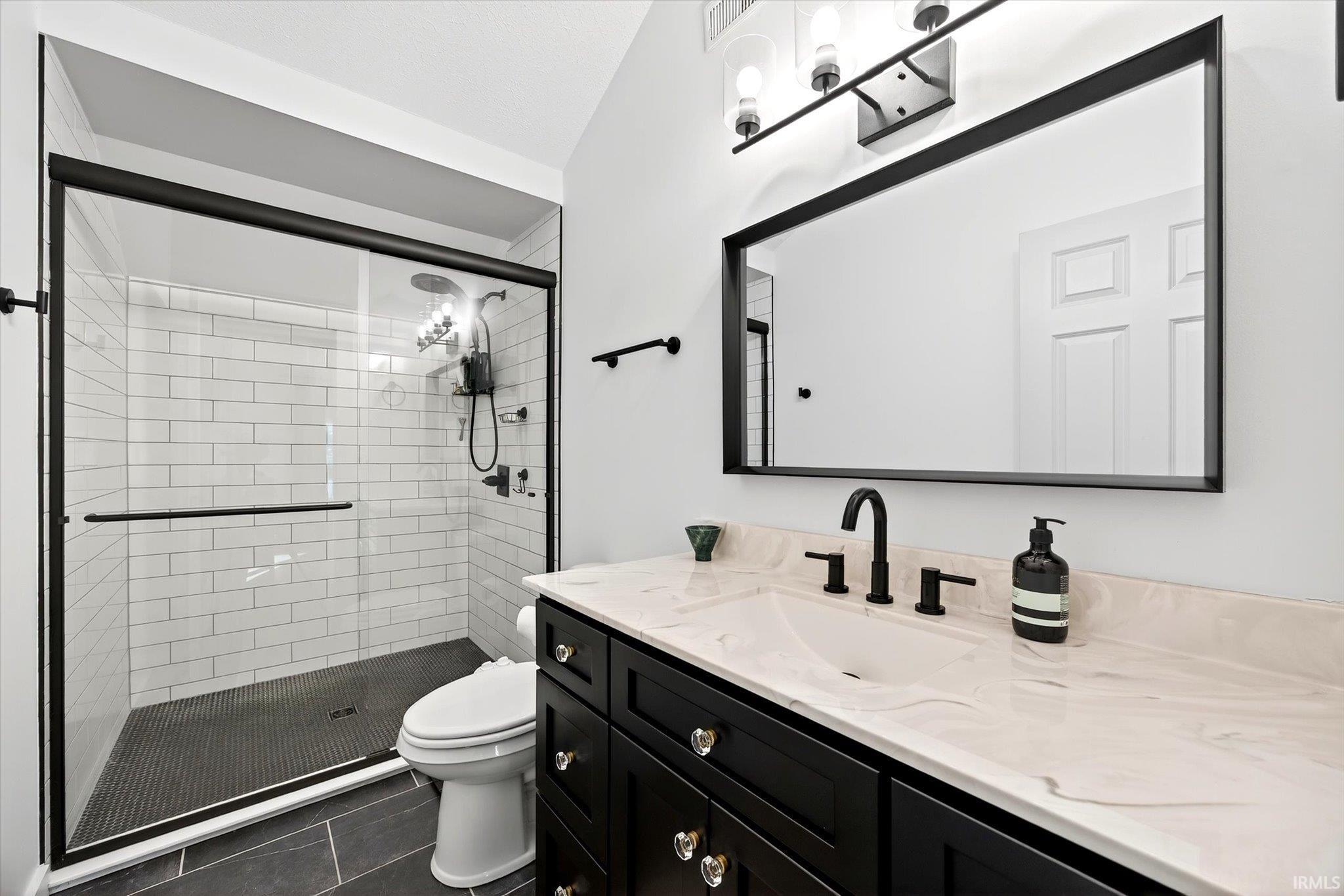 Bloomington, Indiana, 47401, United States, 4 Bedrooms Bedrooms, ,4 BathroomsBathrooms,Residential,For Sale,1988549