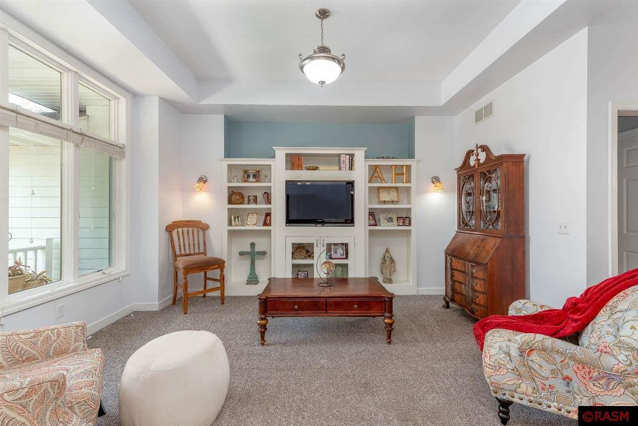 Mankato, Minnesota, 56001, United States, 4 Bedrooms Bedrooms, ,3 BathroomsBathrooms,Residential,For Sale,1879364