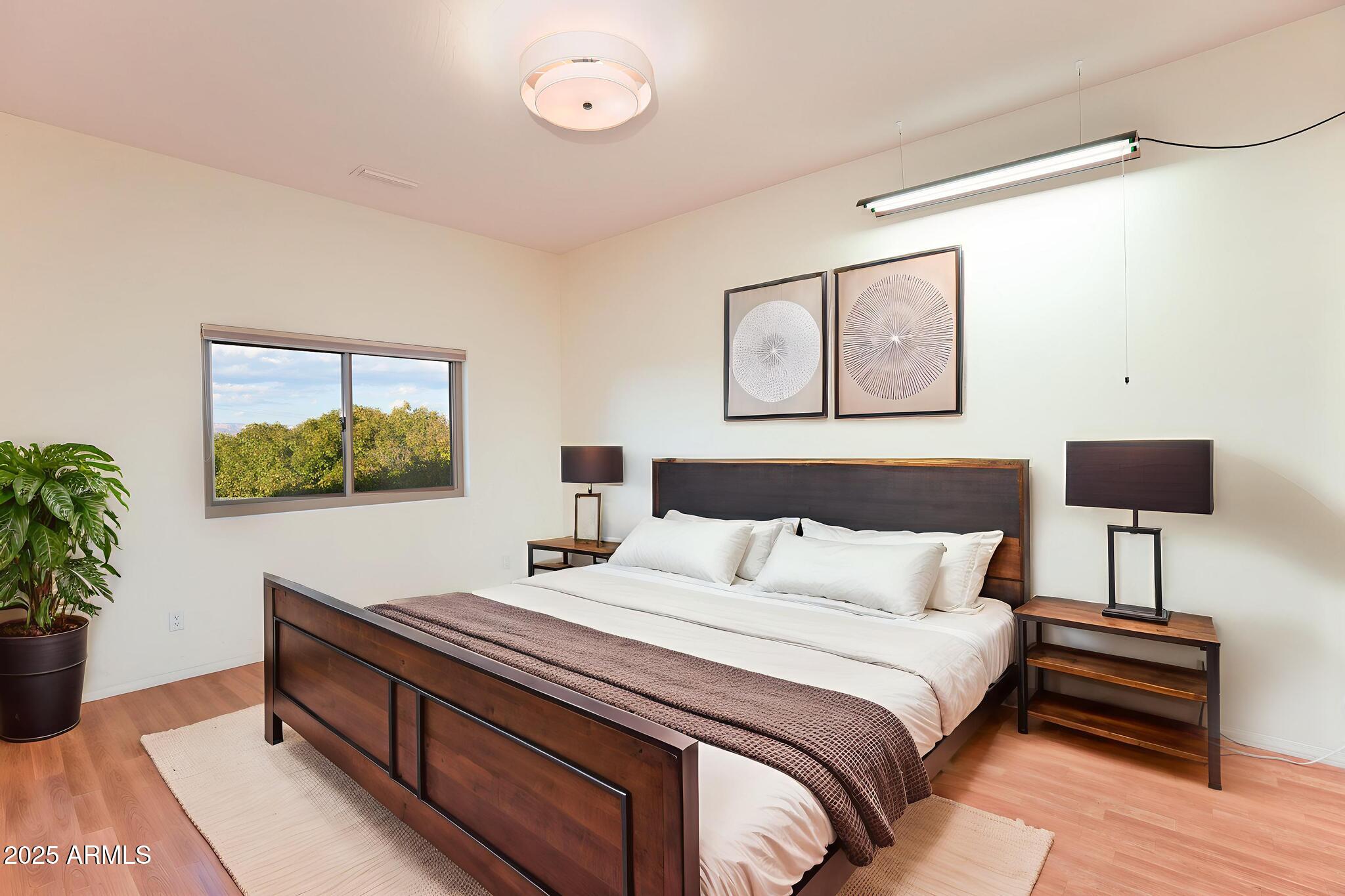 Cottonwood, Arizona, 86326, United States, 3 Bedrooms Bedrooms, ,3 BathroomsBathrooms,Residential,For Sale,1992035