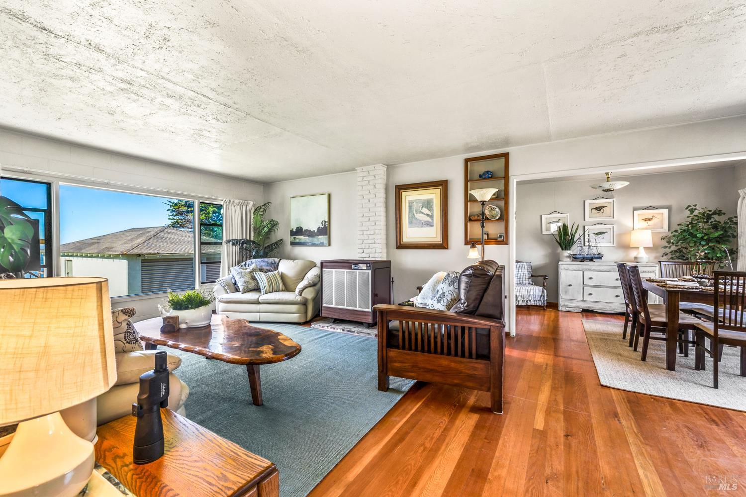 Elk, California, 95432, United States, 2 Bedrooms Bedrooms, ,2 BathroomsBathrooms,Residential,For Sale,1993242