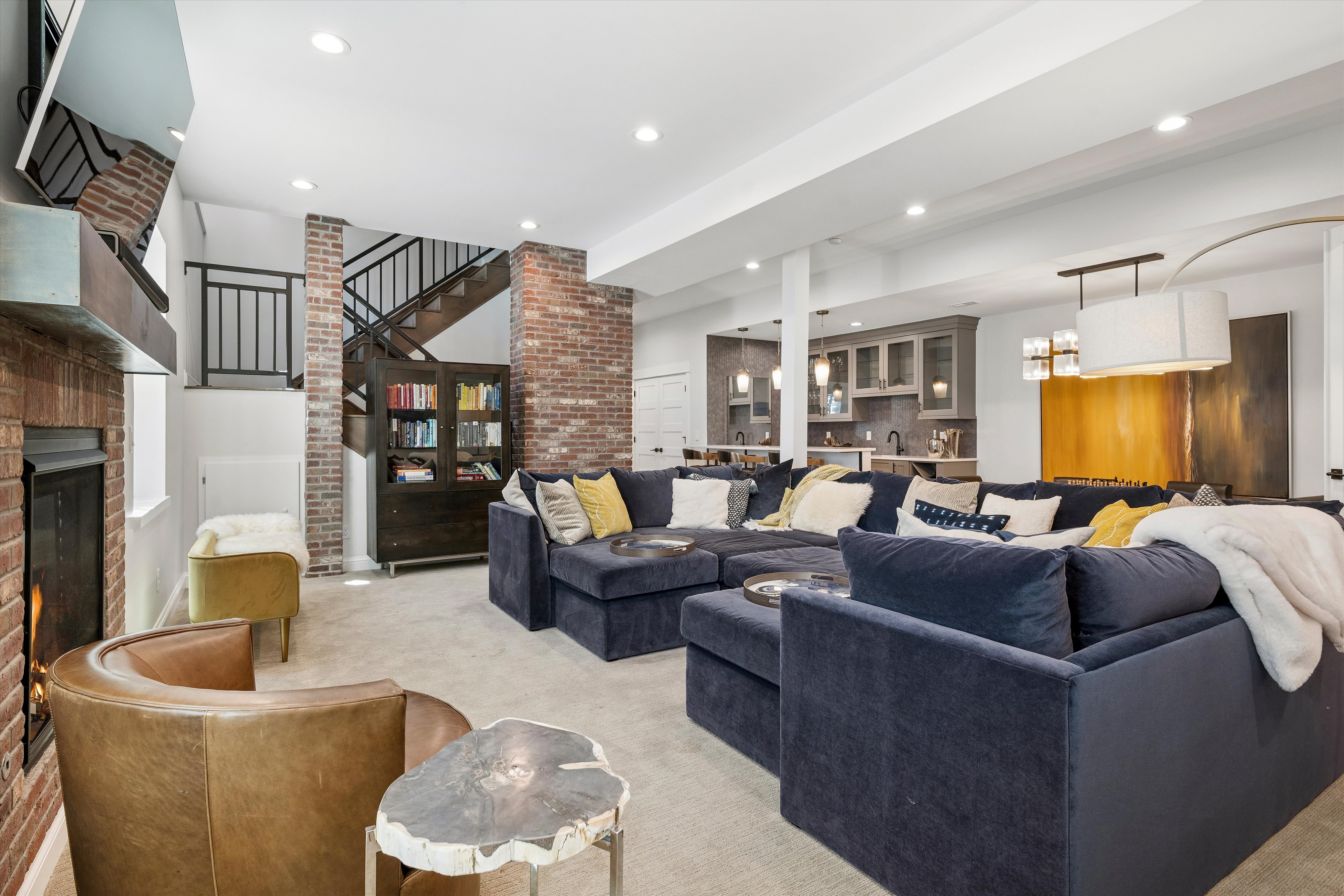 Newer-built residence offers an exceptional opportunity - 物件實景