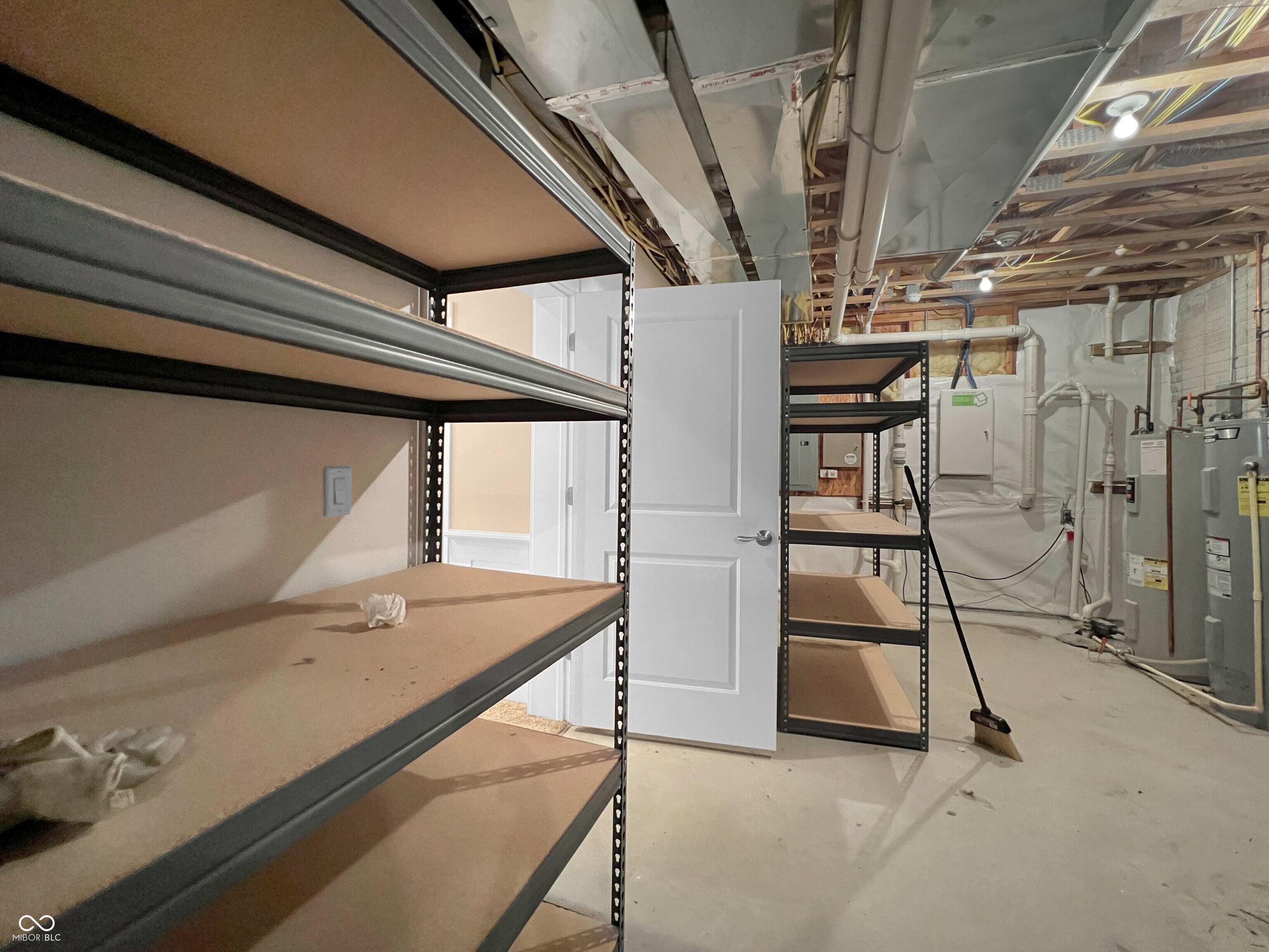 Columbus, Indiana, 47201, United States, 3 Bedrooms Bedrooms, ,3 BathroomsBathrooms,Residential,For Sale,1977125