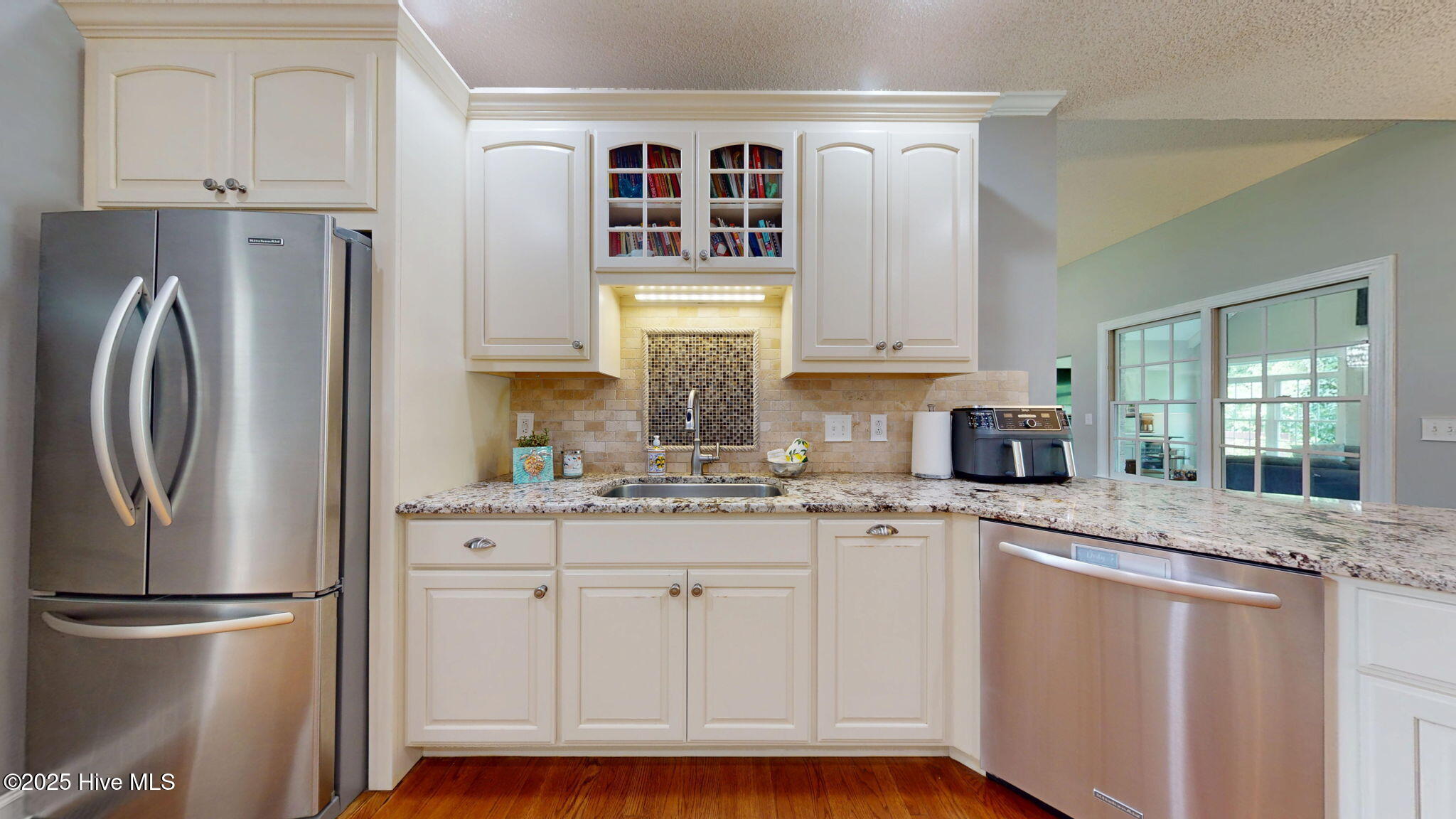 Trent Woods, North Carolina, 28562, United States, 3 Bedrooms Bedrooms, ,3 BathroomsBathrooms,Residential,For Sale,1857731