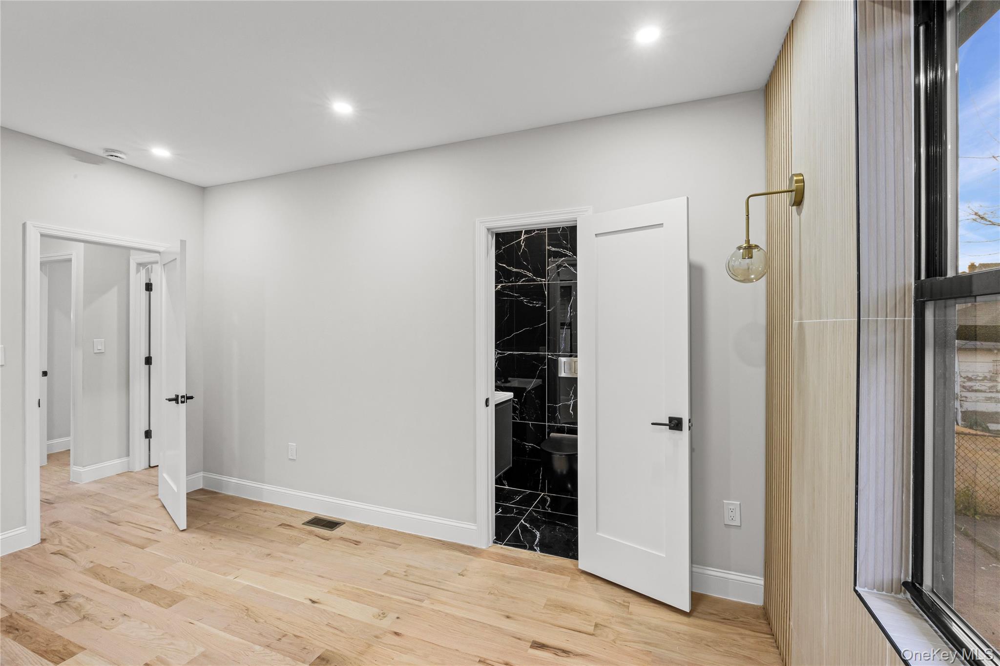 Jamaica, New York, 11434, United States, 4 Bedrooms Bedrooms, ,3 BathroomsBathrooms,Residential,For Sale,2003093