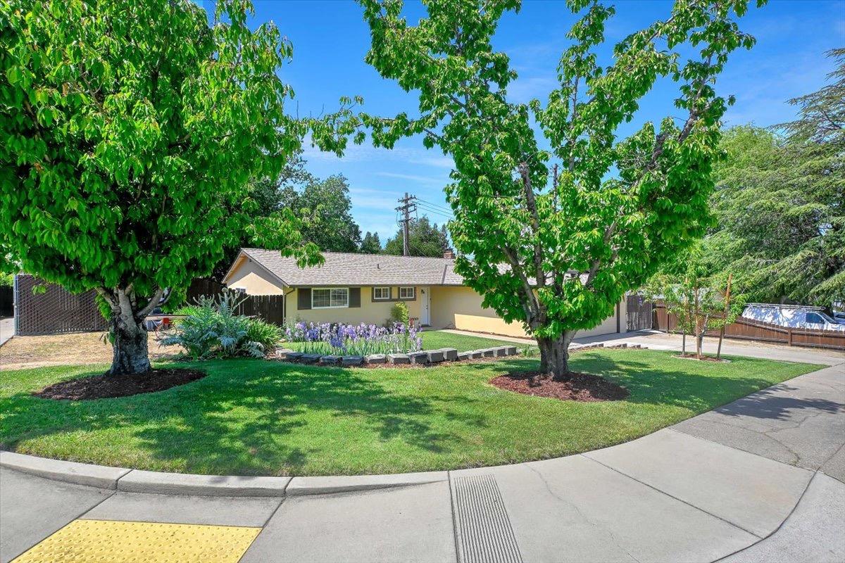 Orangevale, California, 95662, United States, 4 Bedrooms Bedrooms, ,2 BathroomsBathrooms,Residential,For Sale,1795396