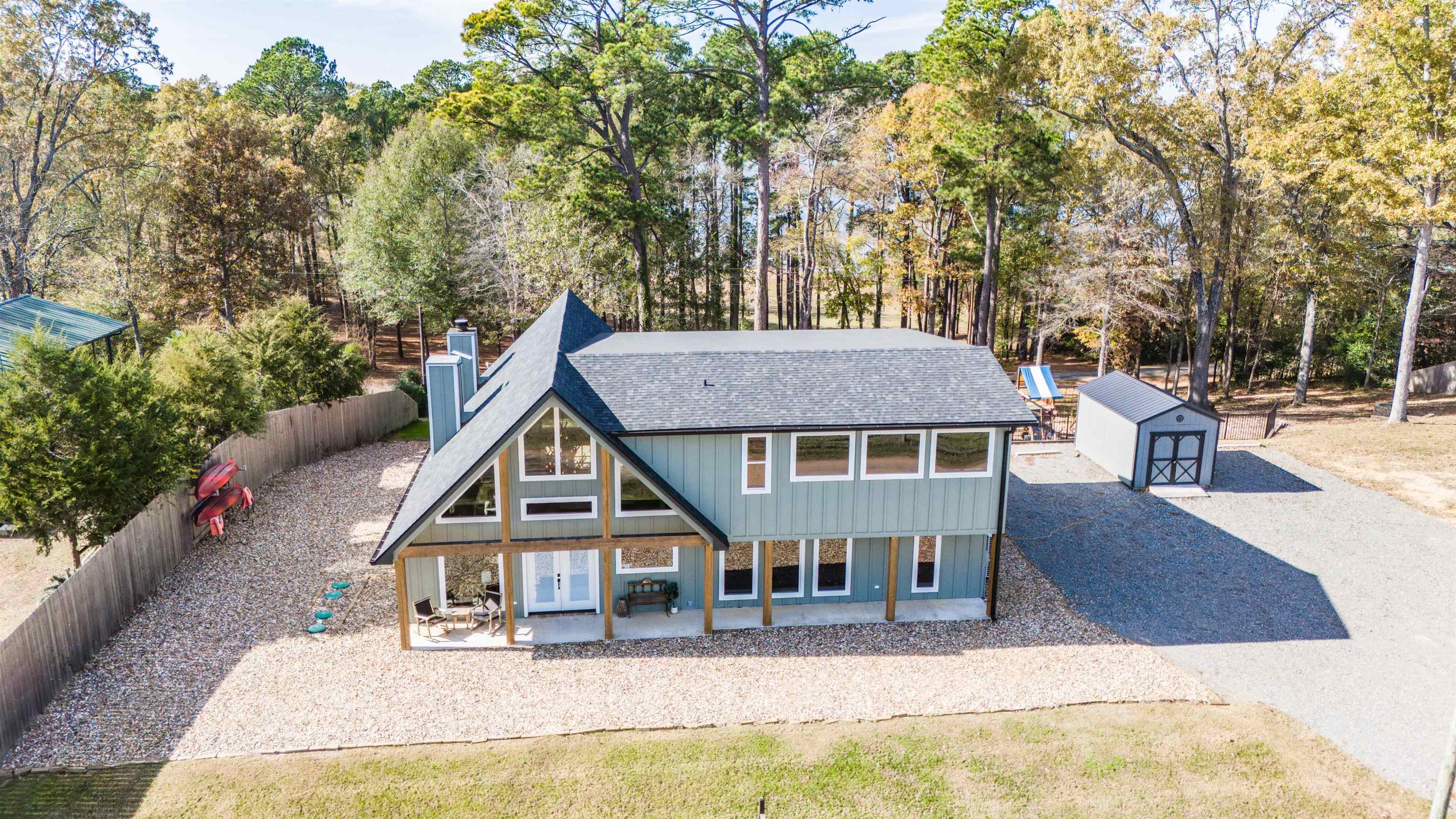 Jefferson, Texas, 75657, United States, 3 Bedrooms Bedrooms, ,3 BathroomsBathrooms,Residential,For Sale,2005348