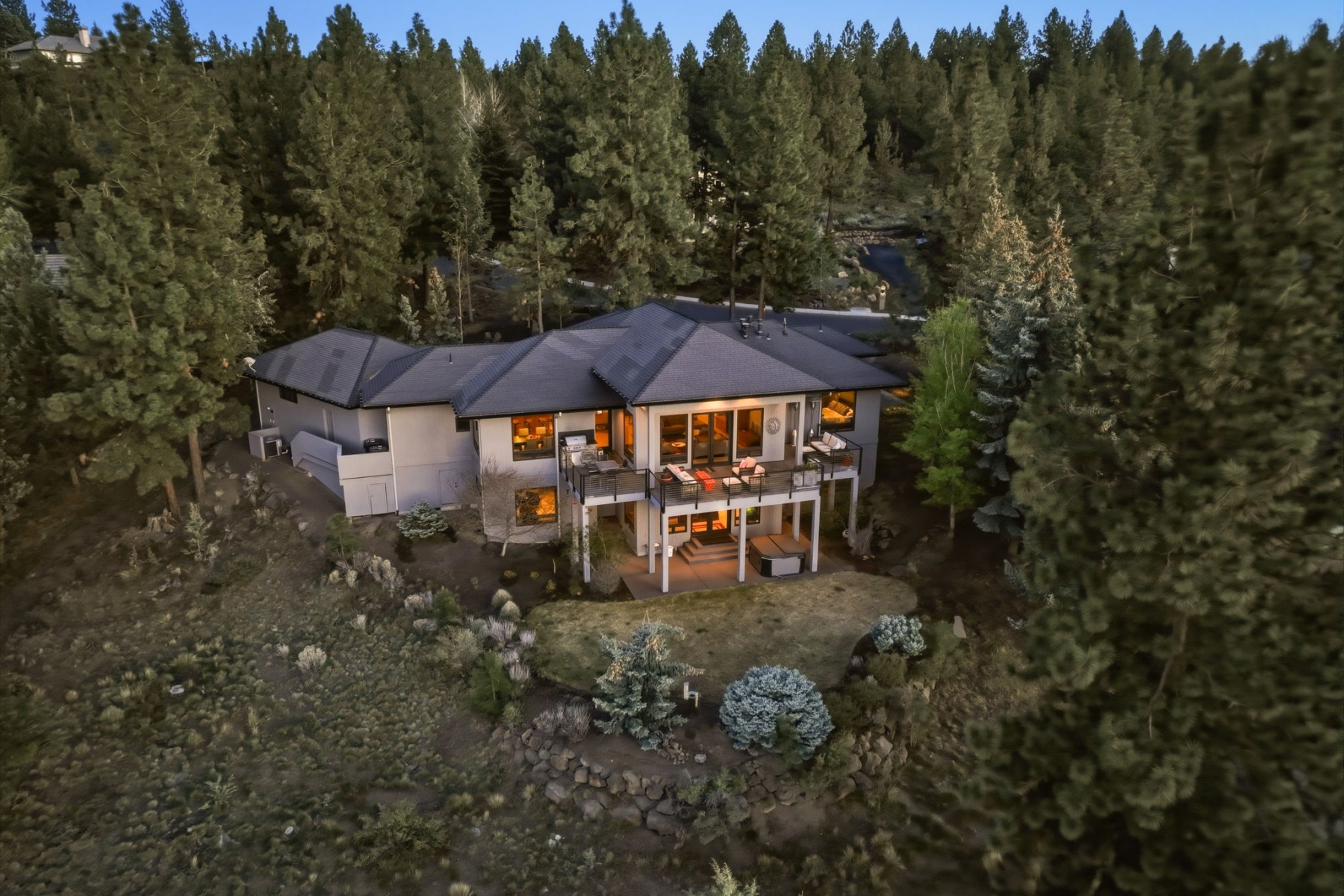  3072 NW Duffy Drive Bend, OR 97703 - 物件實景