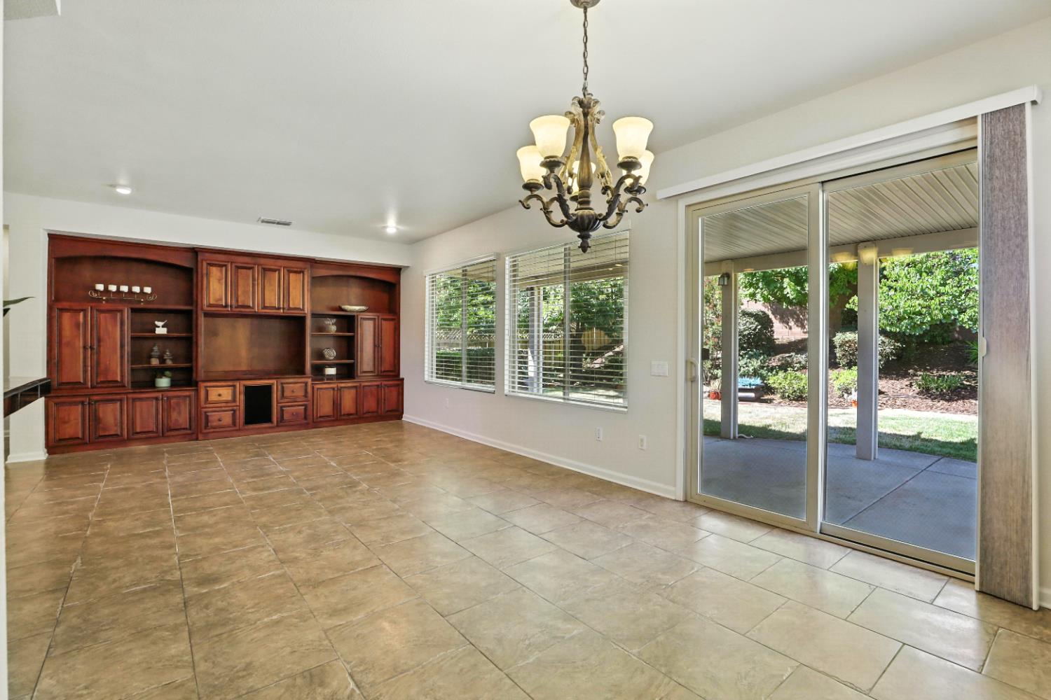 Lincoln, California, 95648, United States, 2 Bedrooms Bedrooms, ,2 BathroomsBathrooms,Residential,For Sale,1910856