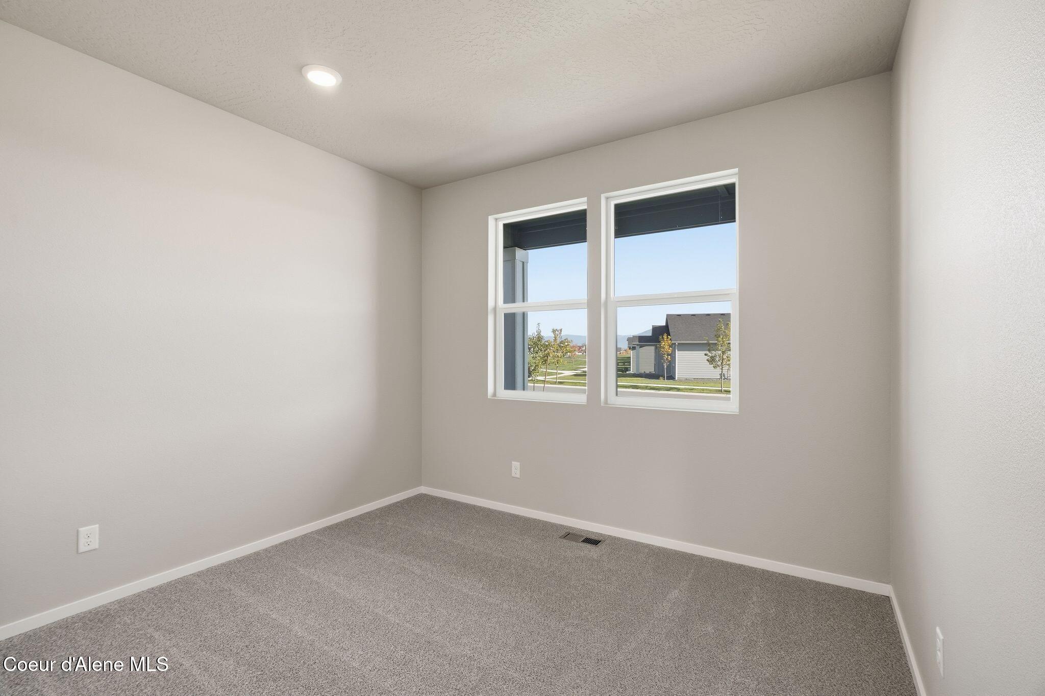 Post Falls, Idaho, 83854, United States, 4 Bedrooms Bedrooms, ,3 BathroomsBathrooms,Residential,For Sale,1973812