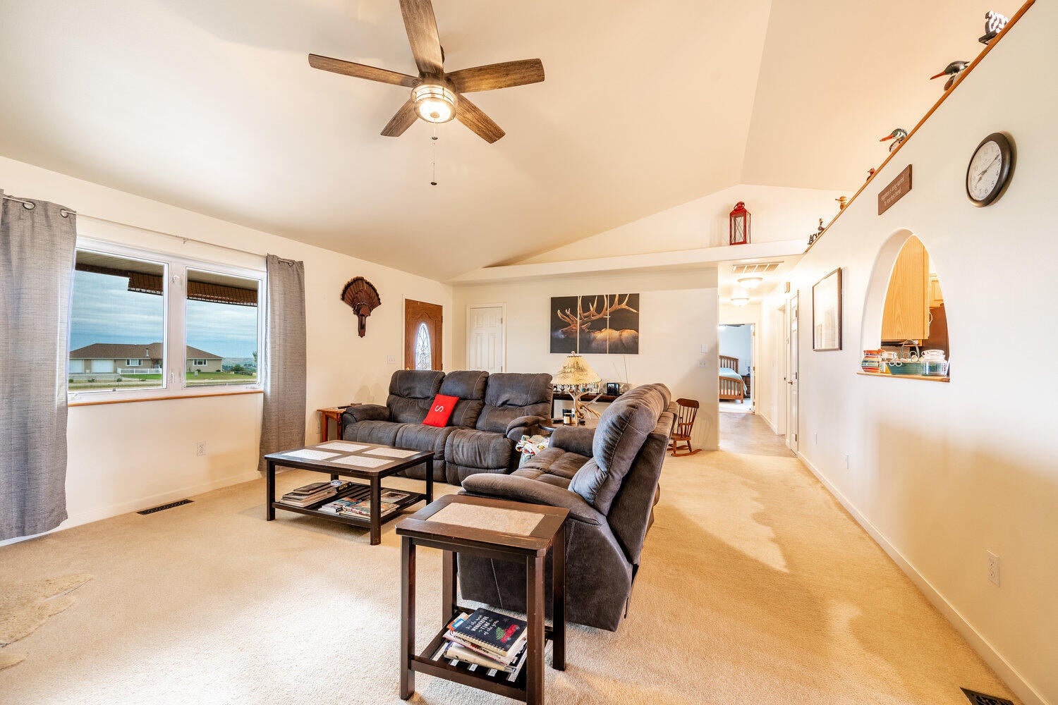 Buffalo, Wyoming, 82834, United States, 3 Bedrooms Bedrooms, ,2 BathroomsBathrooms,Residential,For Sale,1982571