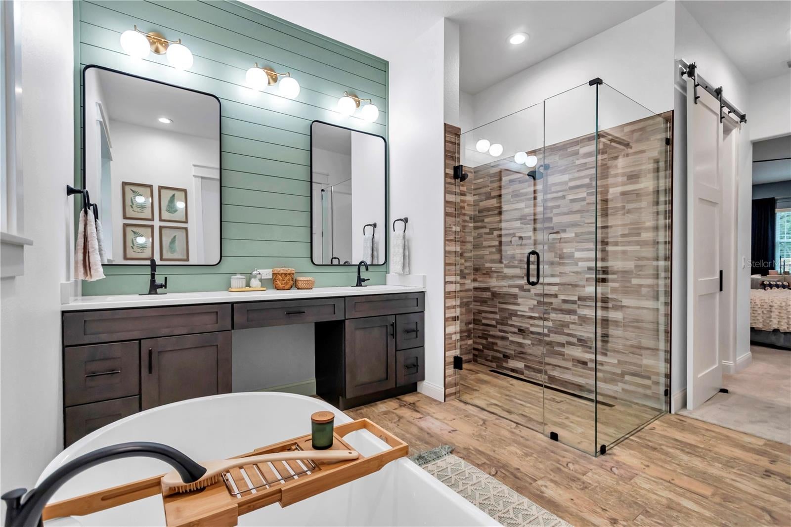 BEVERLY HILLS, Florida, 34465, United States, 3 Bedrooms Bedrooms, ,2 BathroomsBathrooms,Residential,For Sale,1865390