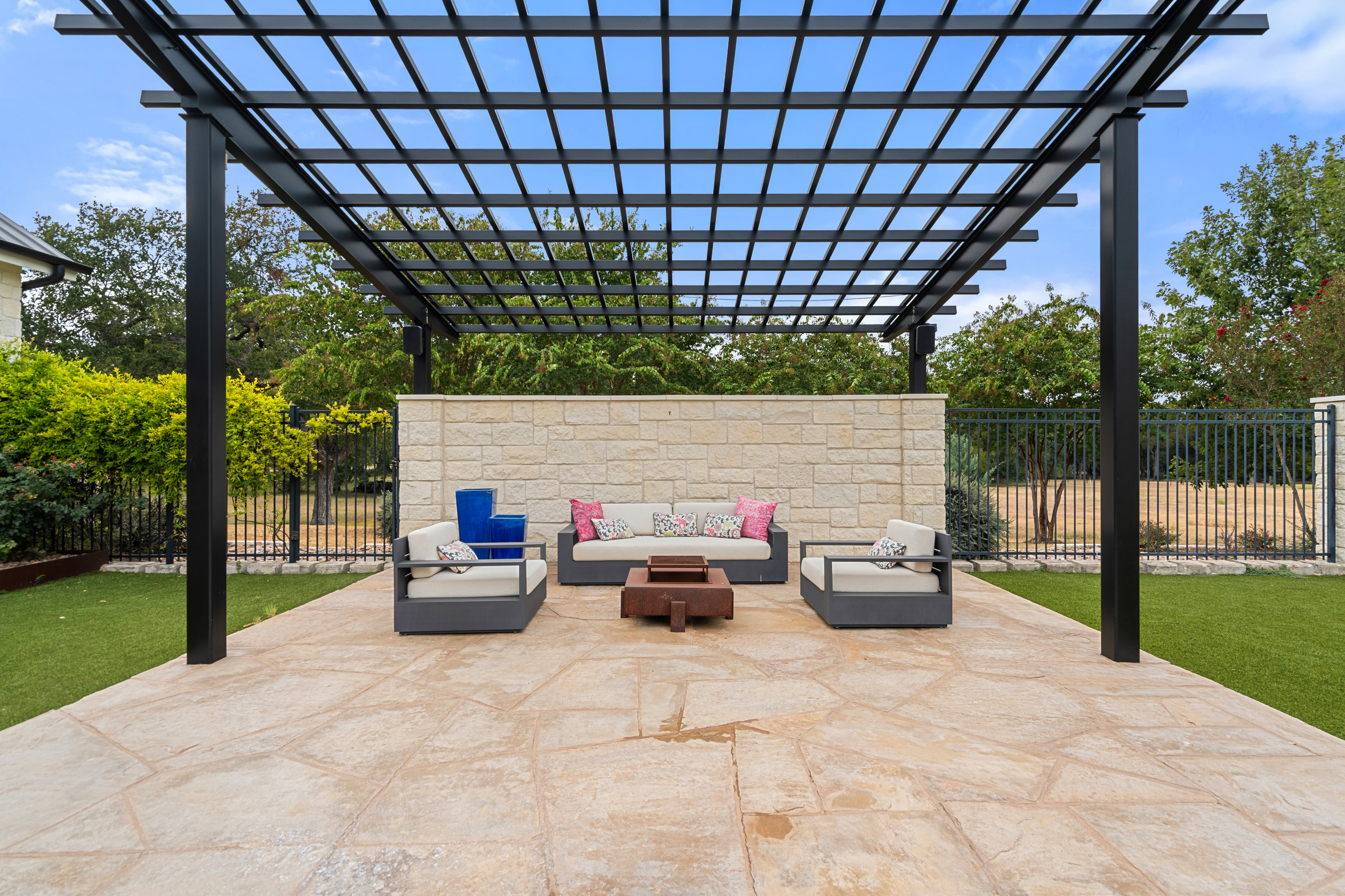  Rare Expression of Refined Hill Country Living - 物件實景