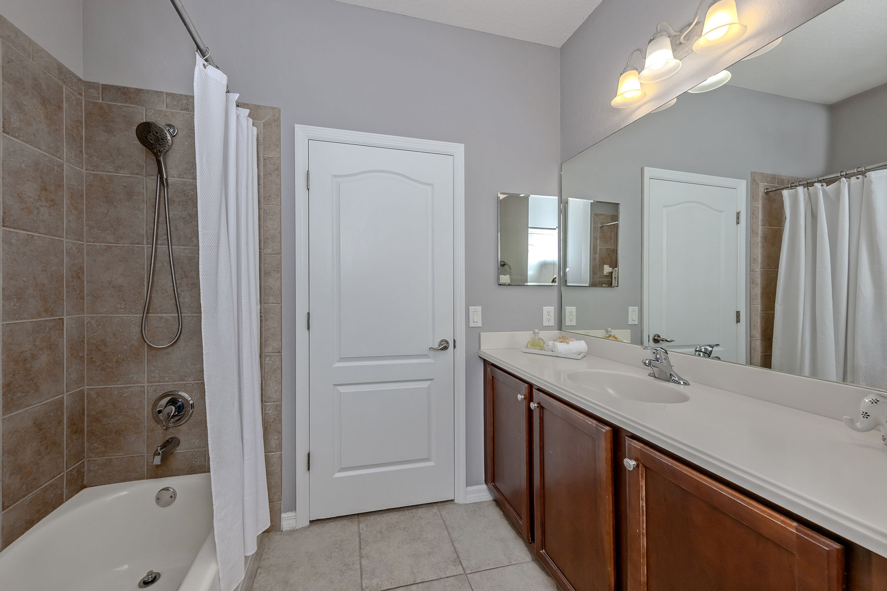  STONEYBROOK AT VENICE - 物件實景