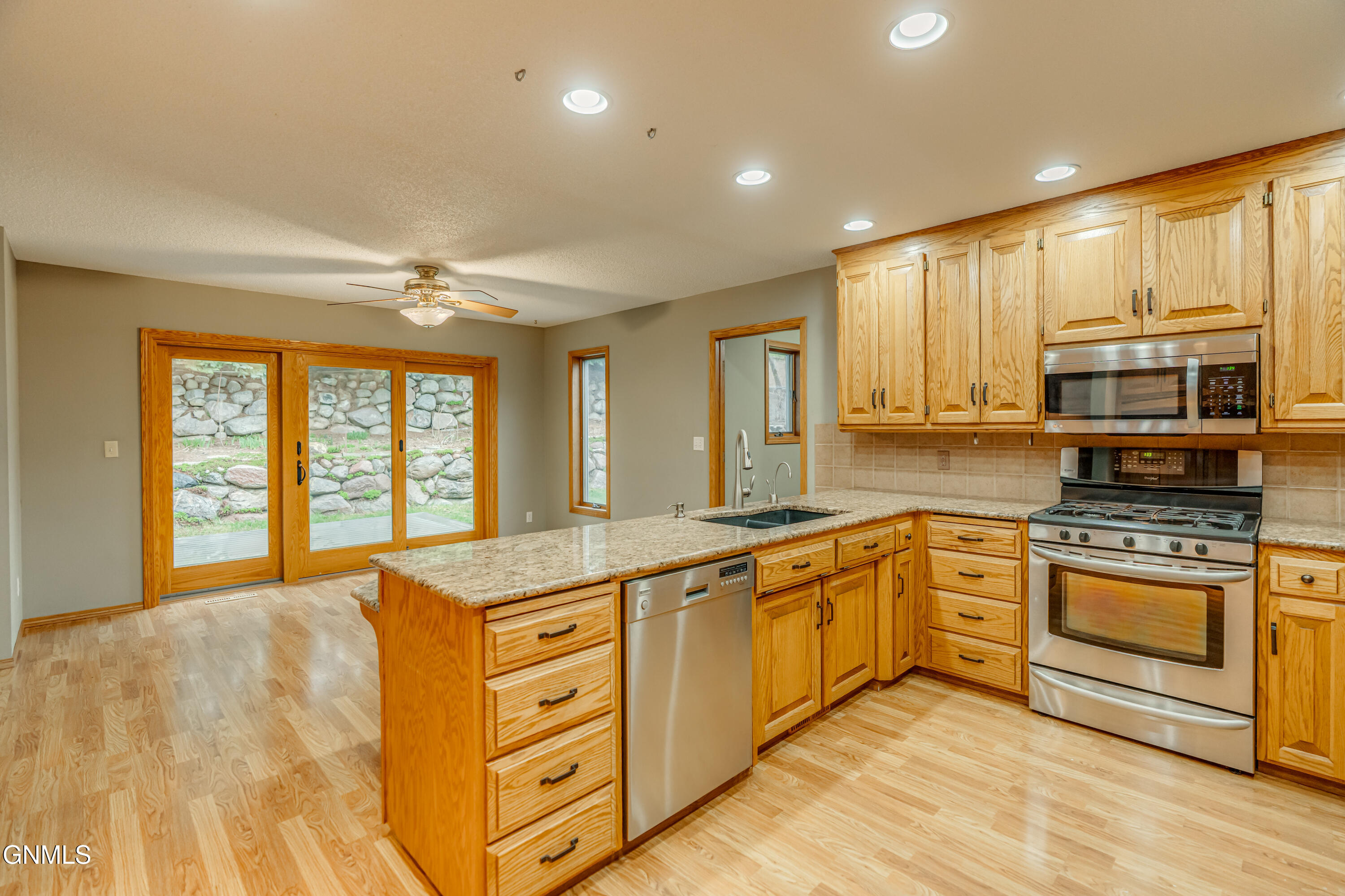 Bismarck, North Dakota, 58503, United States, 3 Bedrooms Bedrooms, ,3 BathroomsBathrooms,Residential,For Sale,1937485