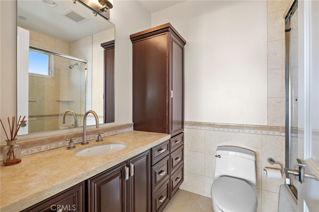 Laguna Beach, California, 92651, United States, 4 Bedrooms Bedrooms, ,5 BathroomsBathrooms,Residential,For Sale,2000559