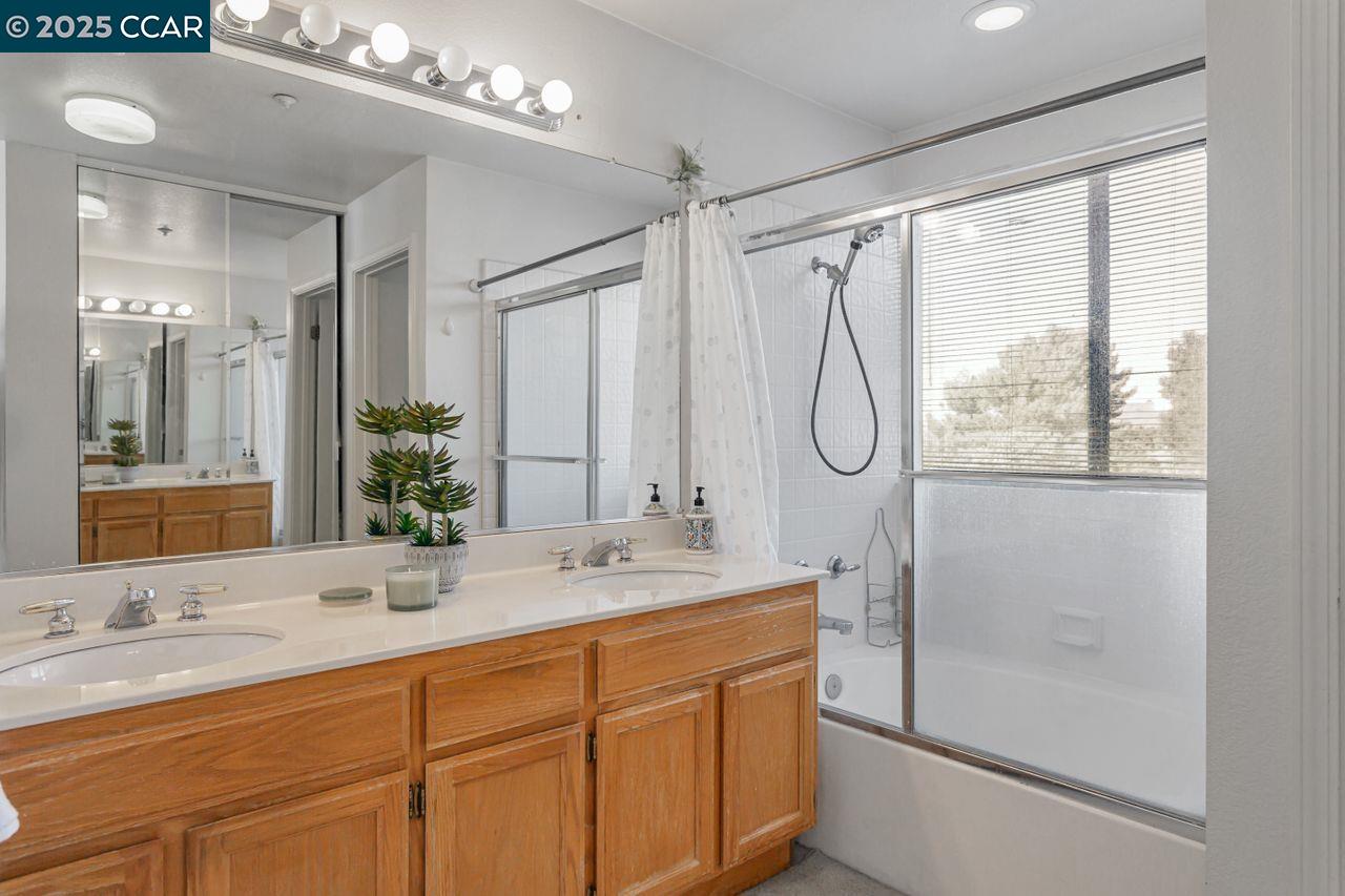 Vallejo, California, 94591, United States, 2 Bedrooms Bedrooms, ,2 BathroomsBathrooms,Residential,For Sale,1805503