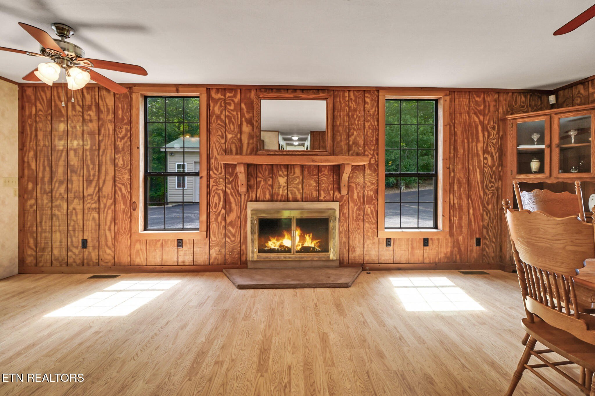 Crossville, Tennessee, 38571, United States, 3 Bedrooms Bedrooms, ,4 BathroomsBathrooms,Residential,For Sale,1979710